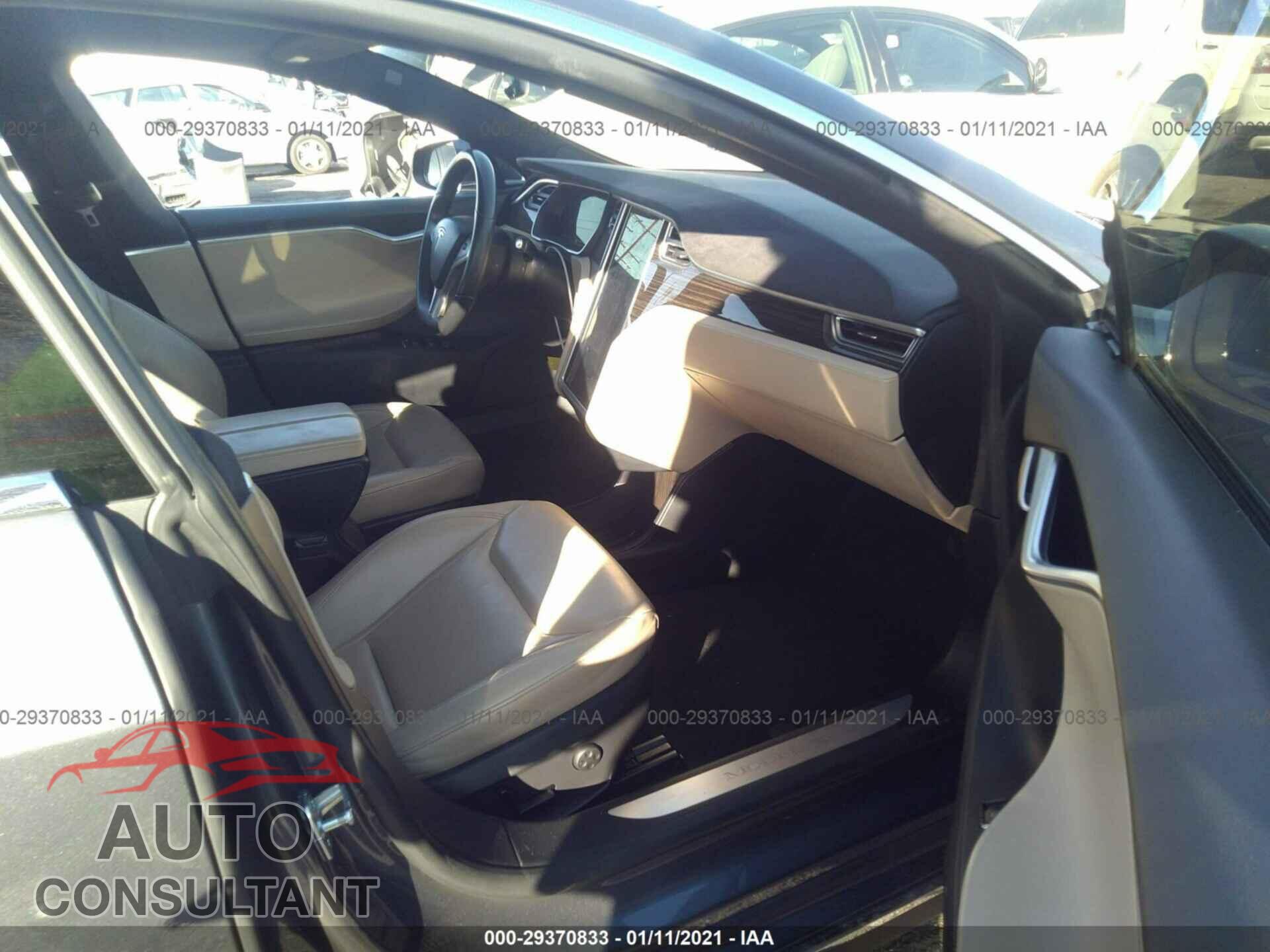TESLA MODEL S 2016 - 5YJSA1E2XGF131728