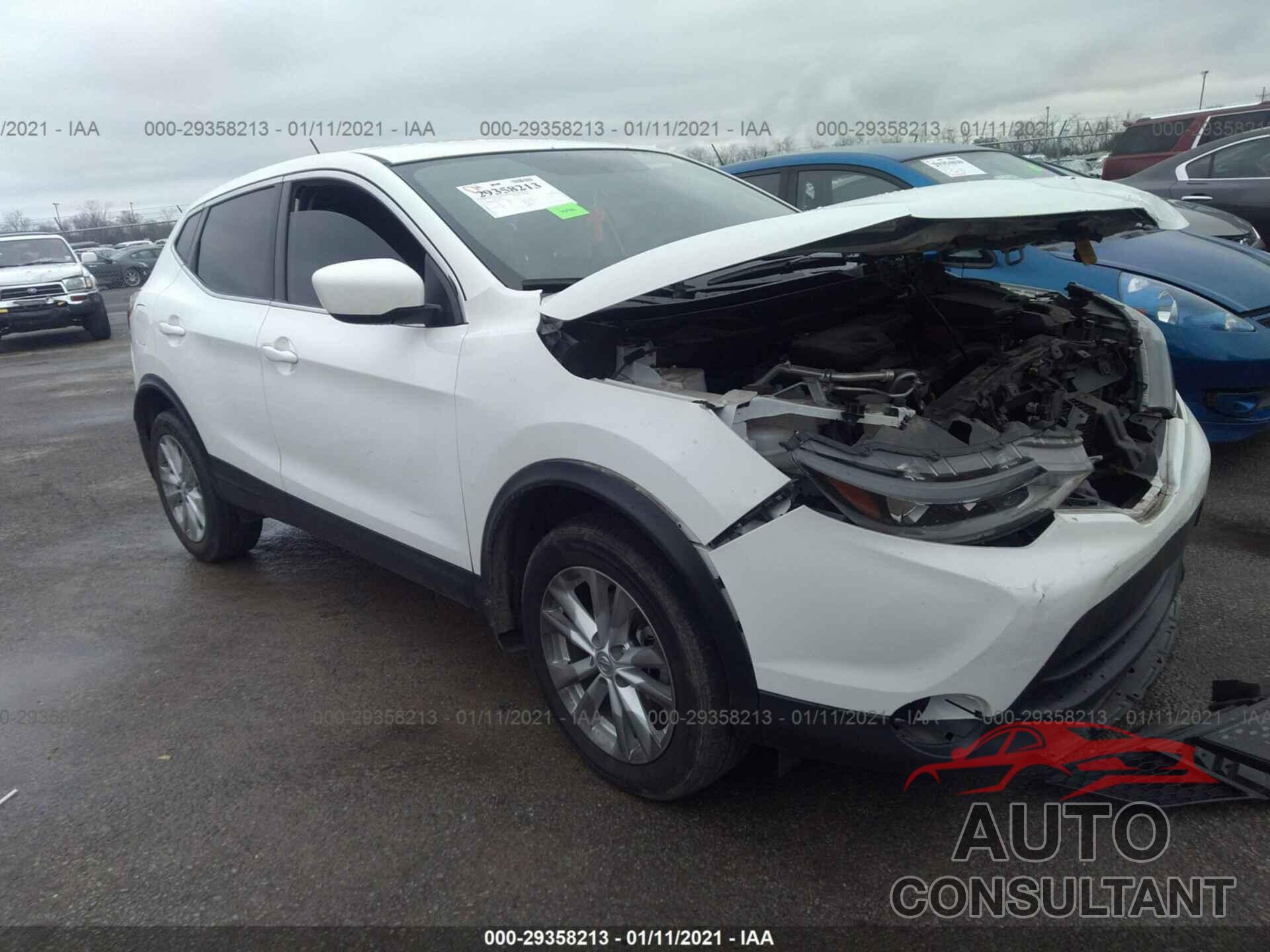 NISSAN ROGUE SPORT 2018 - JN1BJ1CP8JW164344