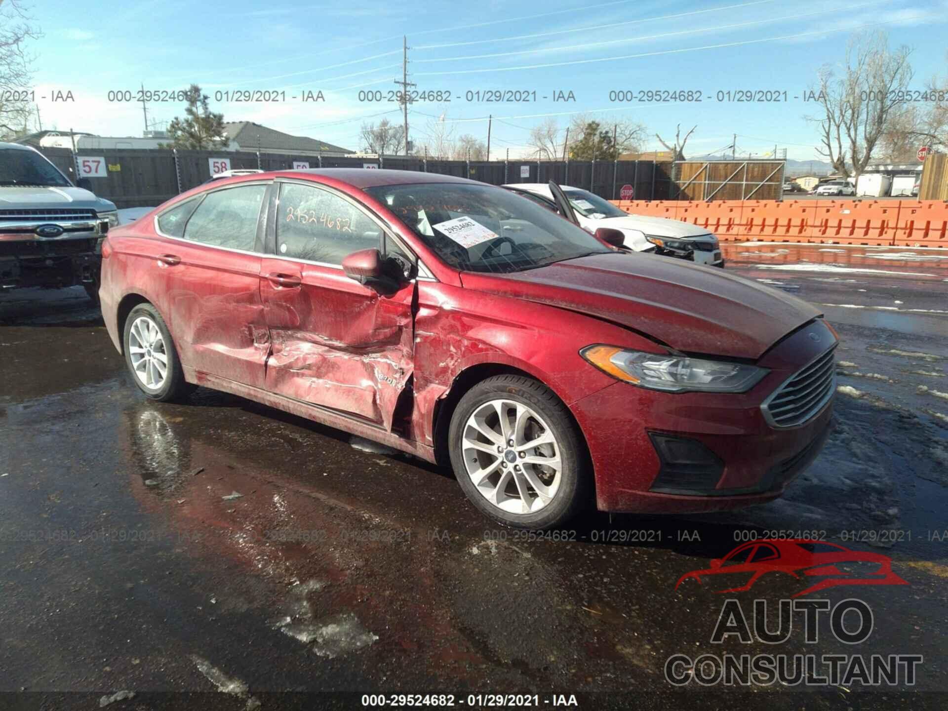 FORD FUSION HYBRID 2019 - 3FA6P0LU5KR256583