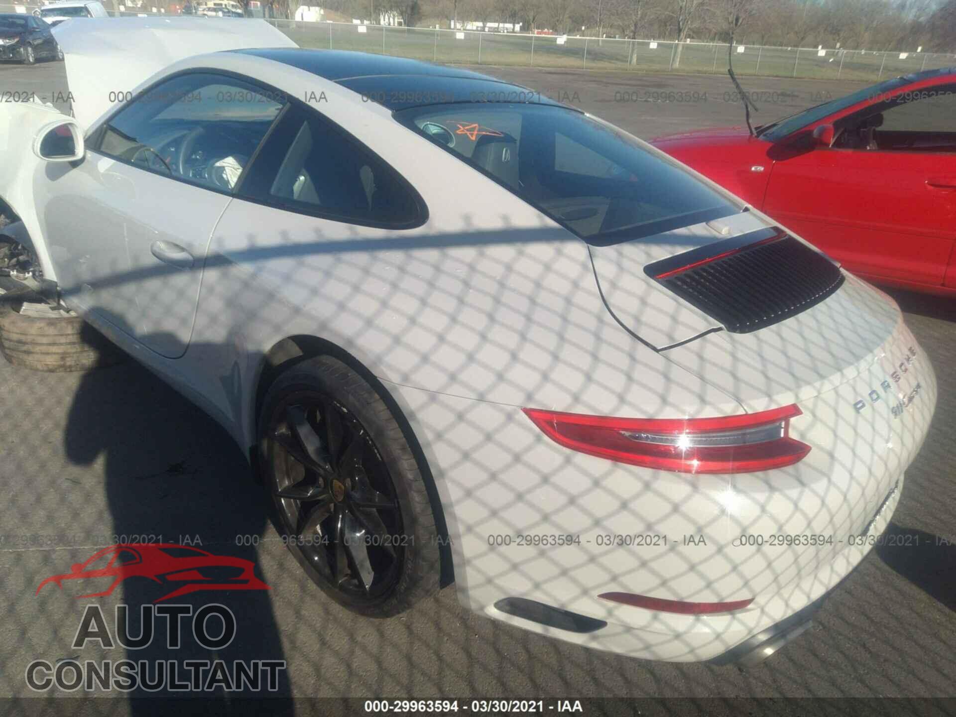PORSCHE 911 2018 - WP0AA2A91JS105582