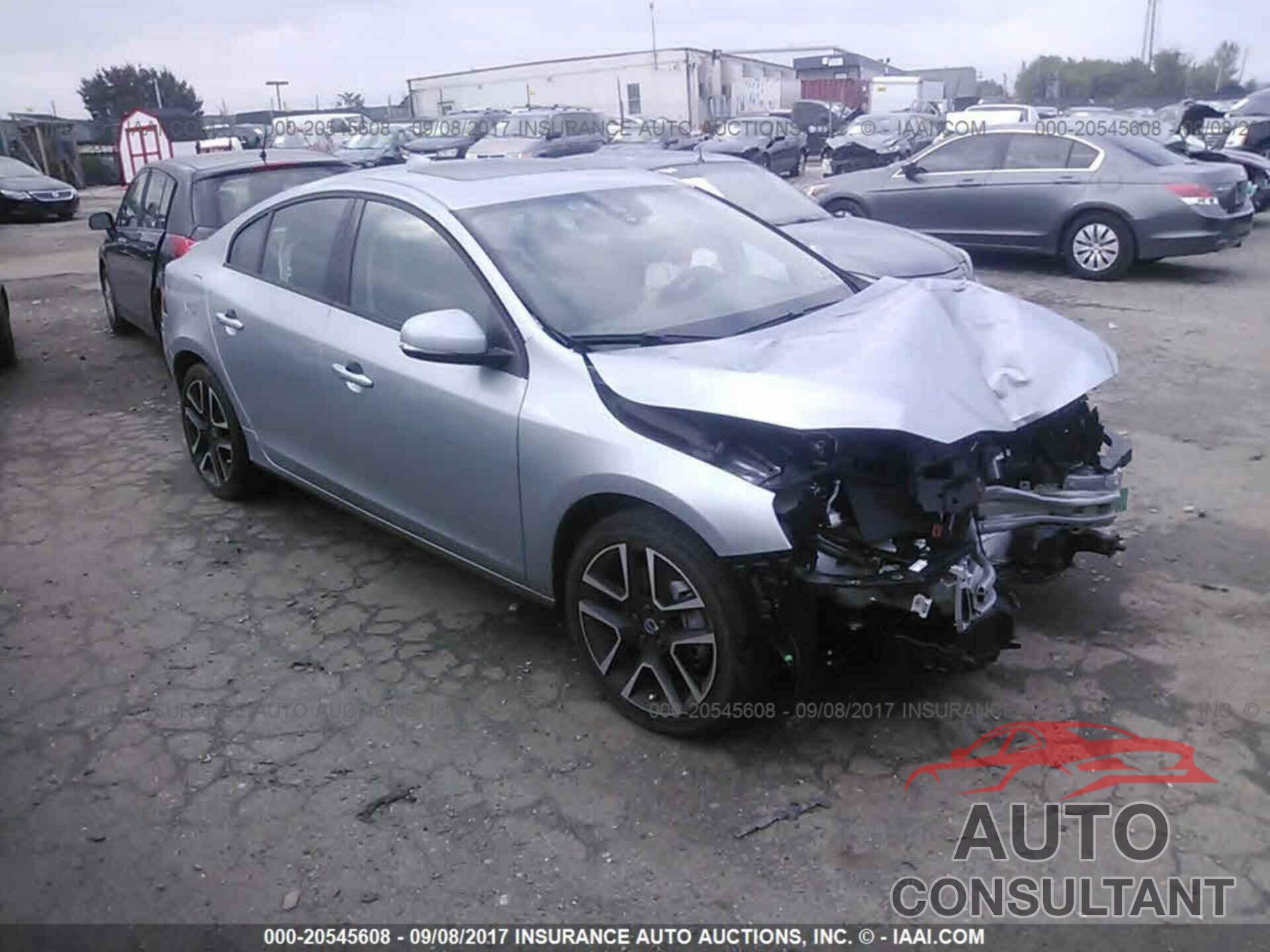 Volvo S60 2017 - YV140MTL4H2435144