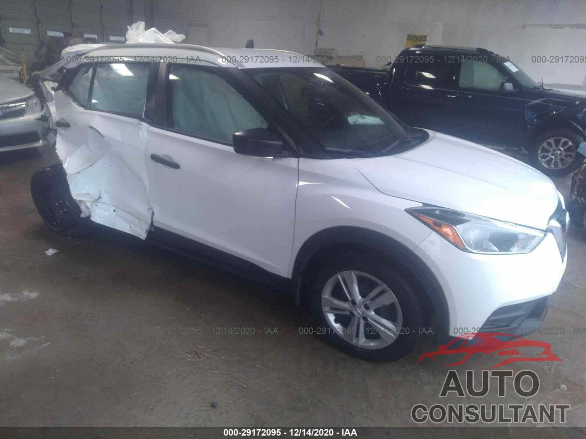 NISSAN KICKS 2018 - 3N1CP5CU8JL546427