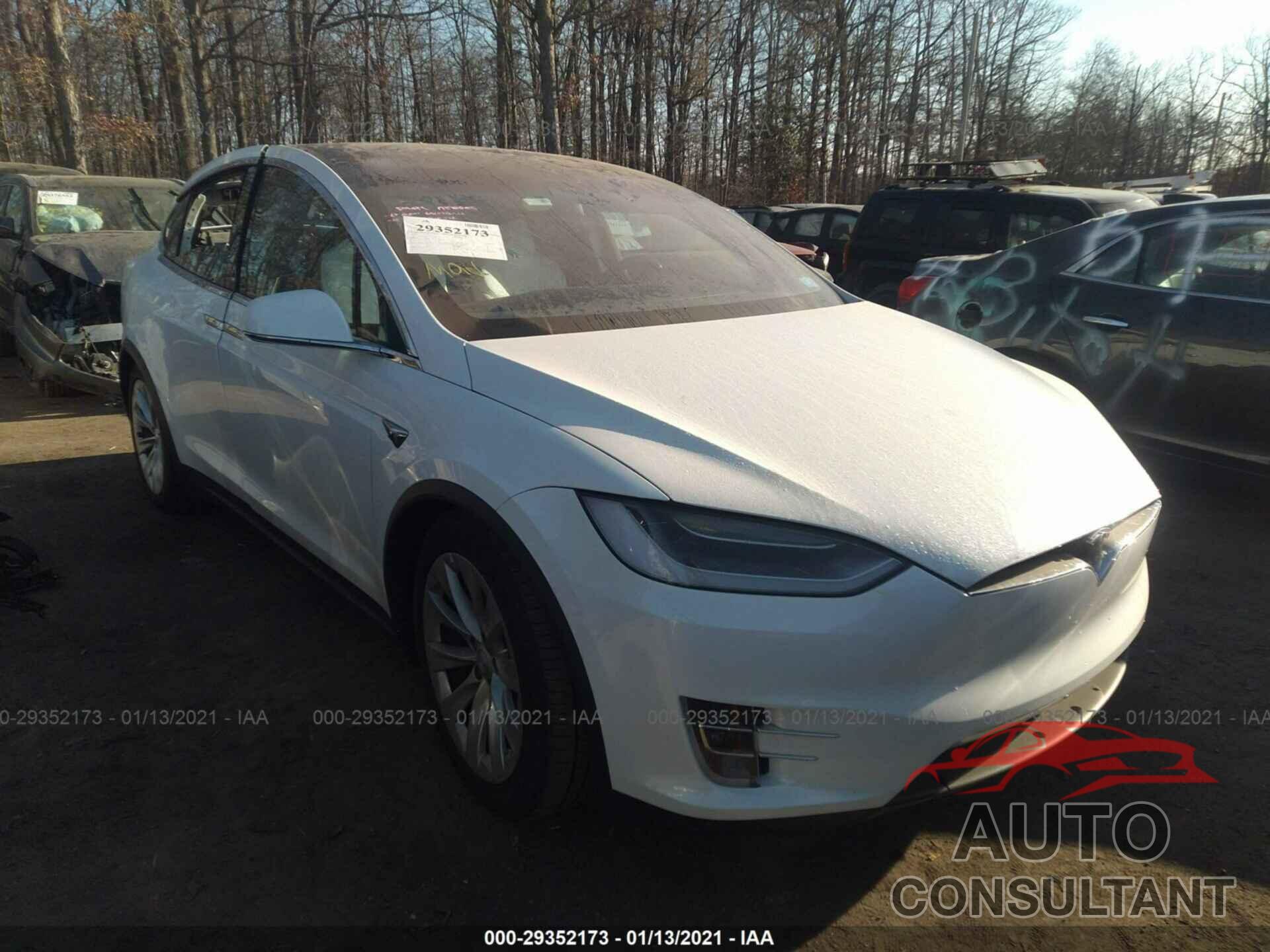 TESLA MODEL X 2018 - 5YJXCAE20JF120468