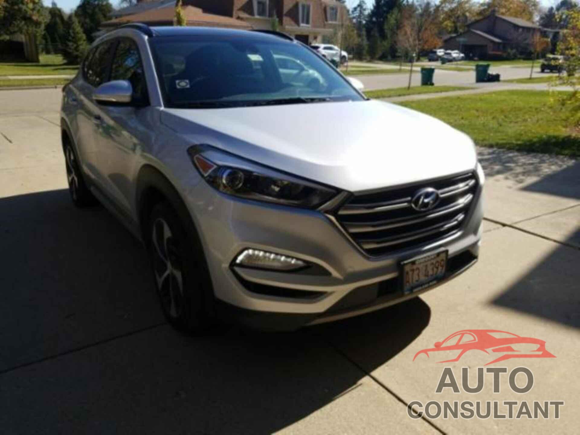 HYUNDAI TUCSON 2017 - KM8J3CA24HU587106