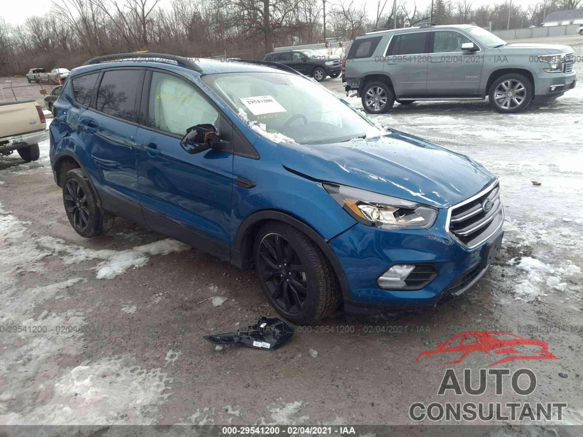 FORD ESCAPE 2019 - 1FMCU0GD9KUA32270