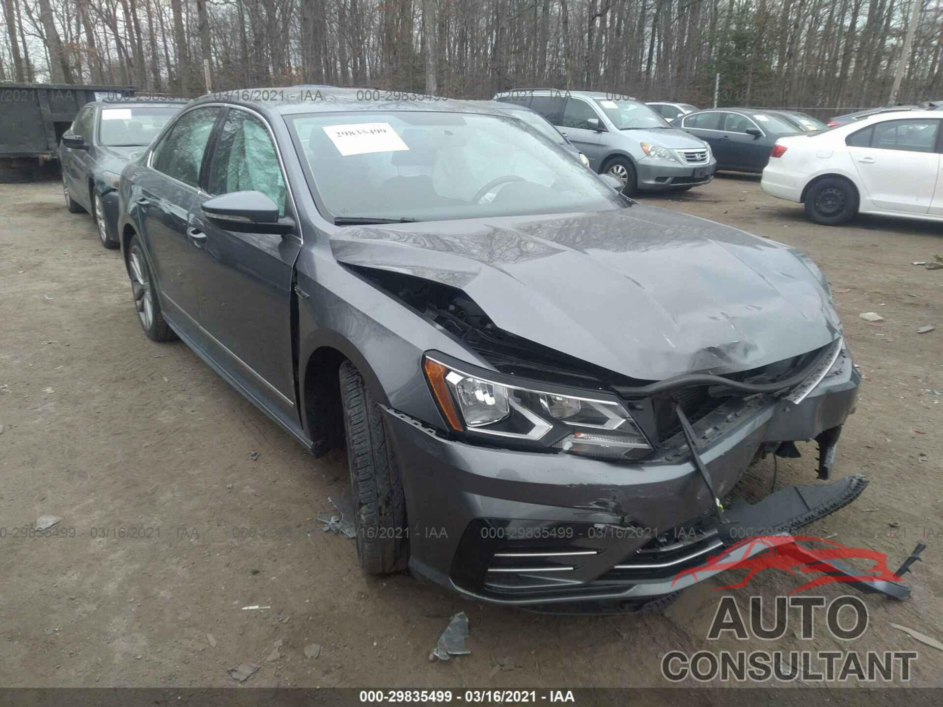 VOLKSWAGEN PASSAT 2017 - 1VWDT7A33HC054250