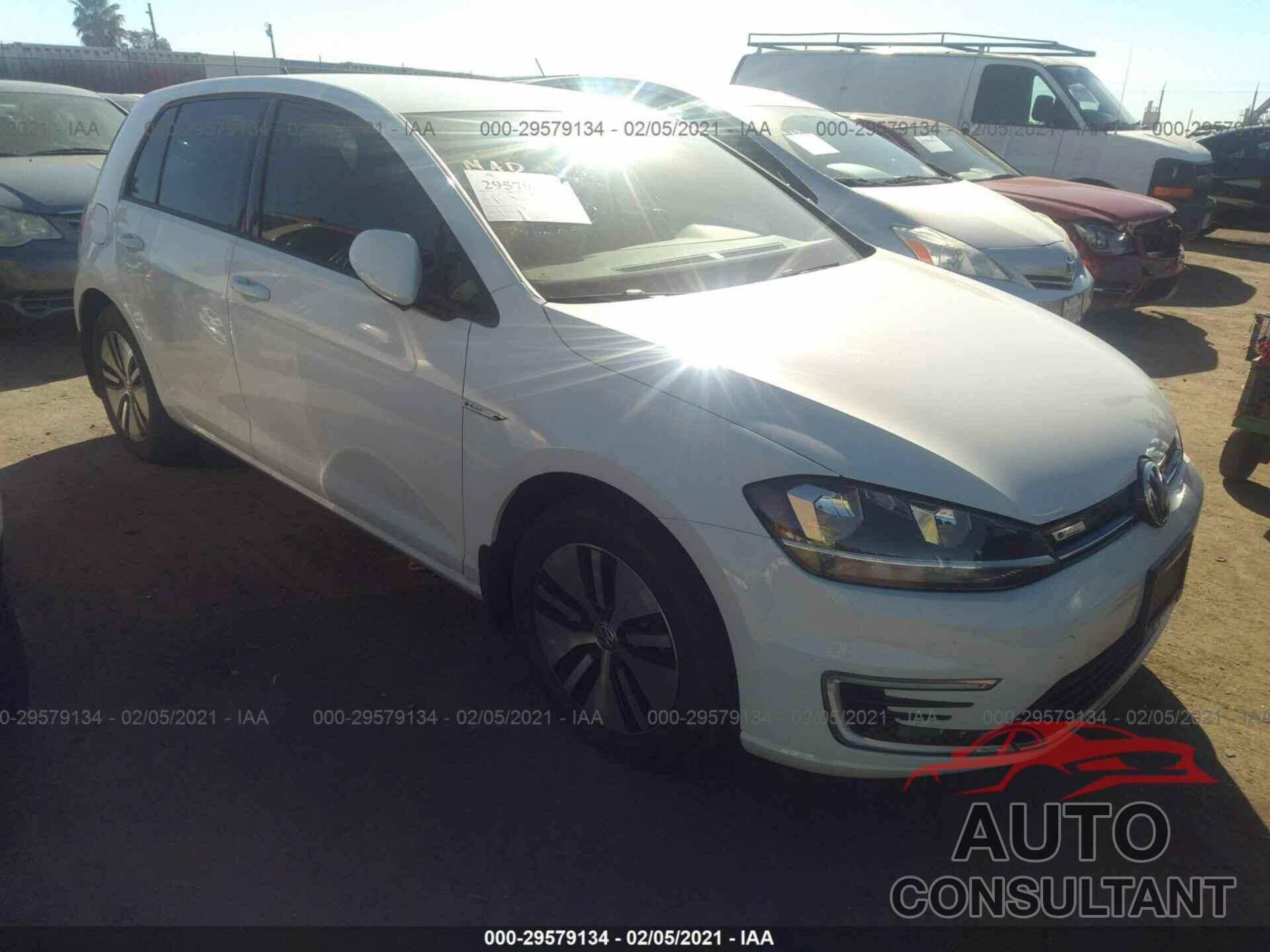 VOLKSWAGEN E-GOLF 2019 - WVWKR7AUXKW912997