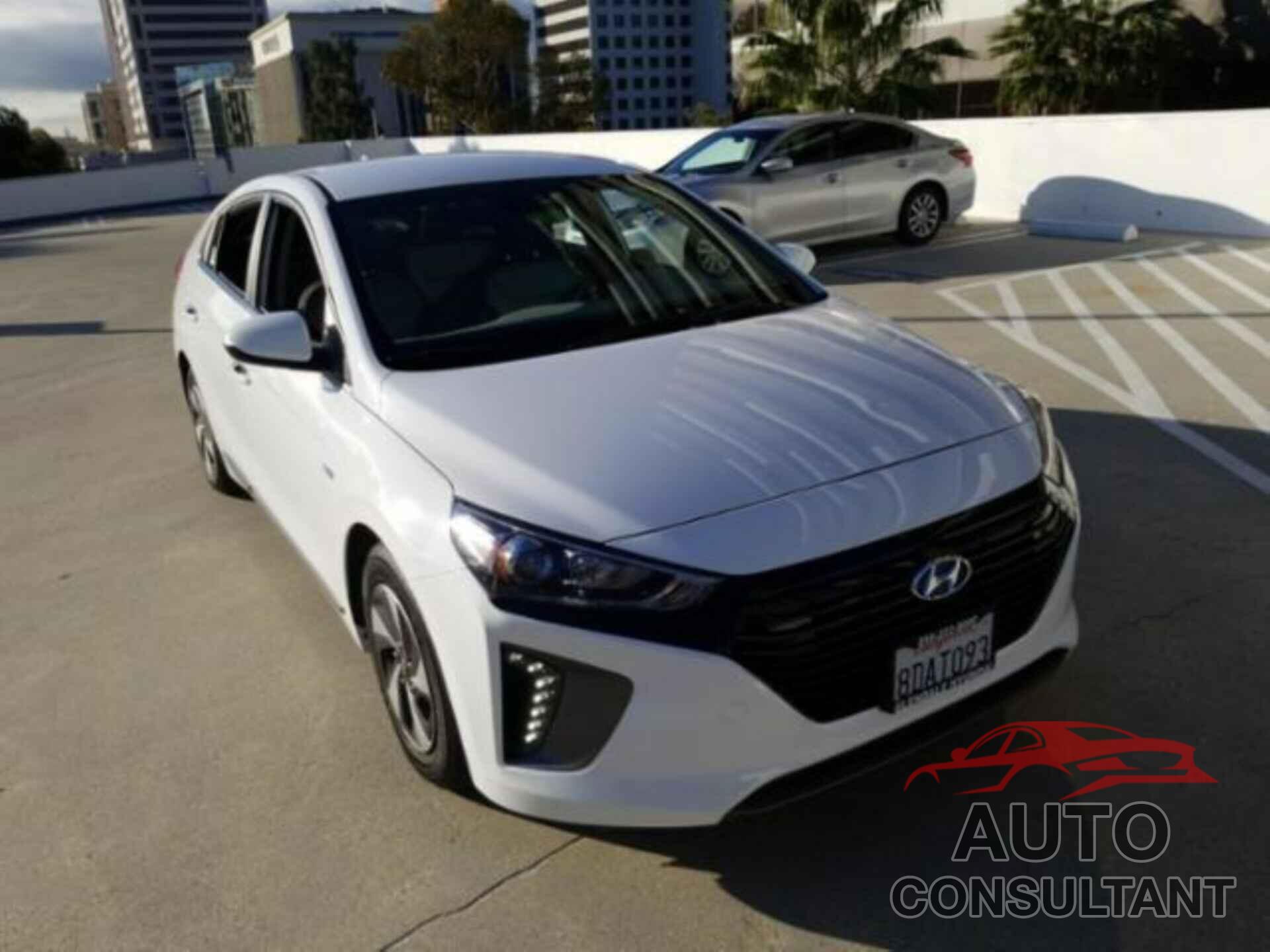 HYUNDAI IONIQ HYBRID 2017 - KMHC75LC9HU057244