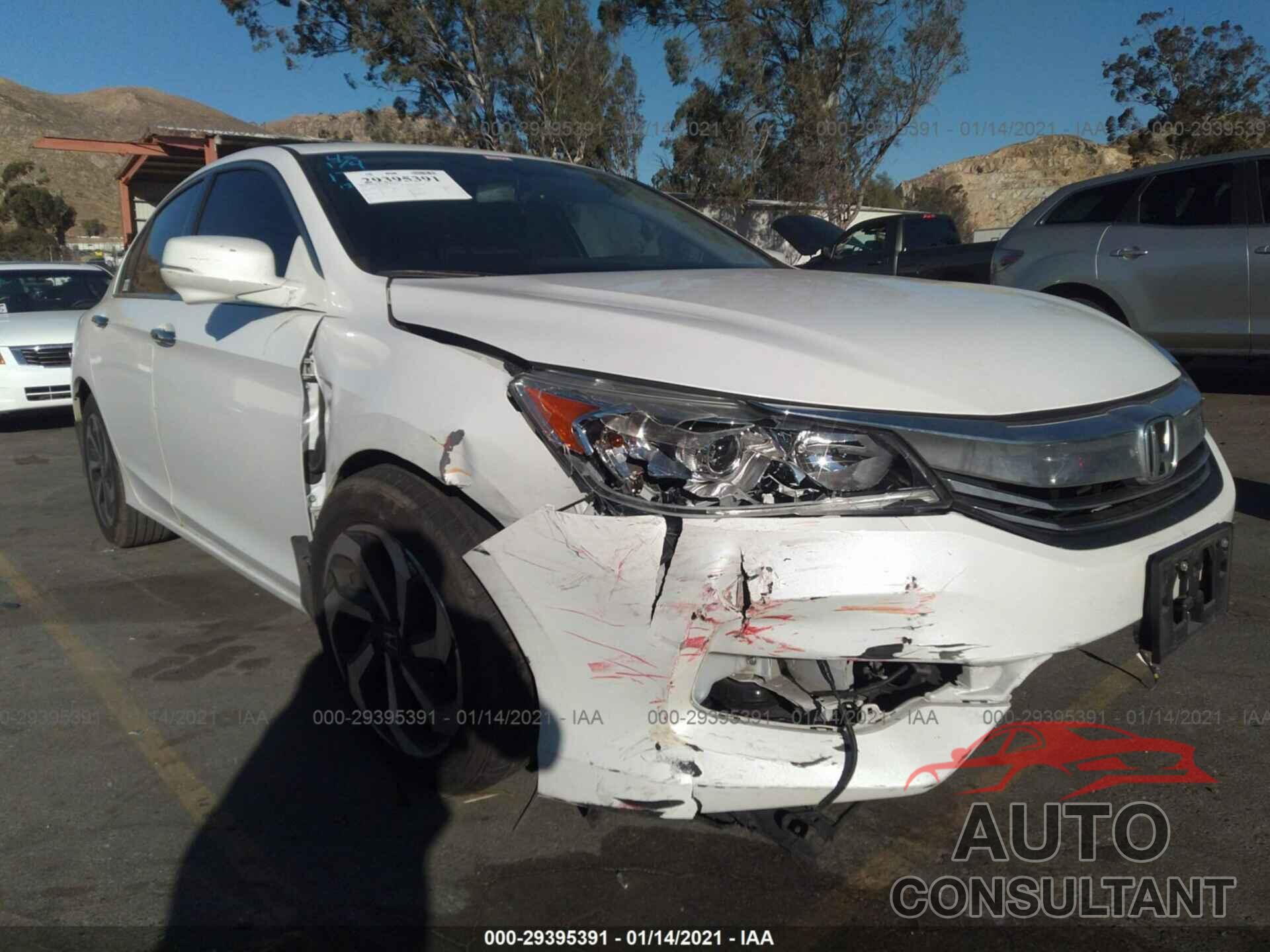 HONDA ACCORD SEDAN 2016 - 1HGCR3F82GA001335