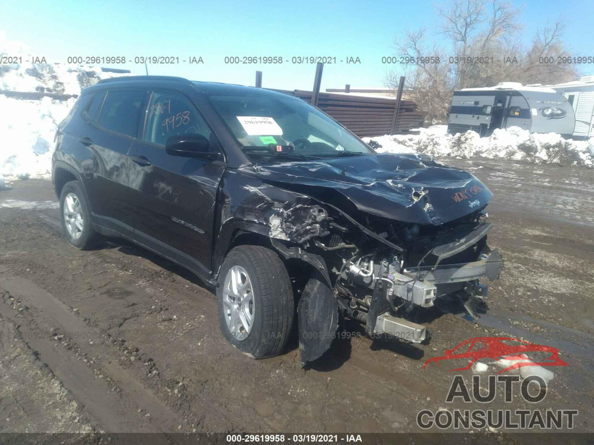 JEEP COMPASS 2018 - 3C4NJDAB1JT107847