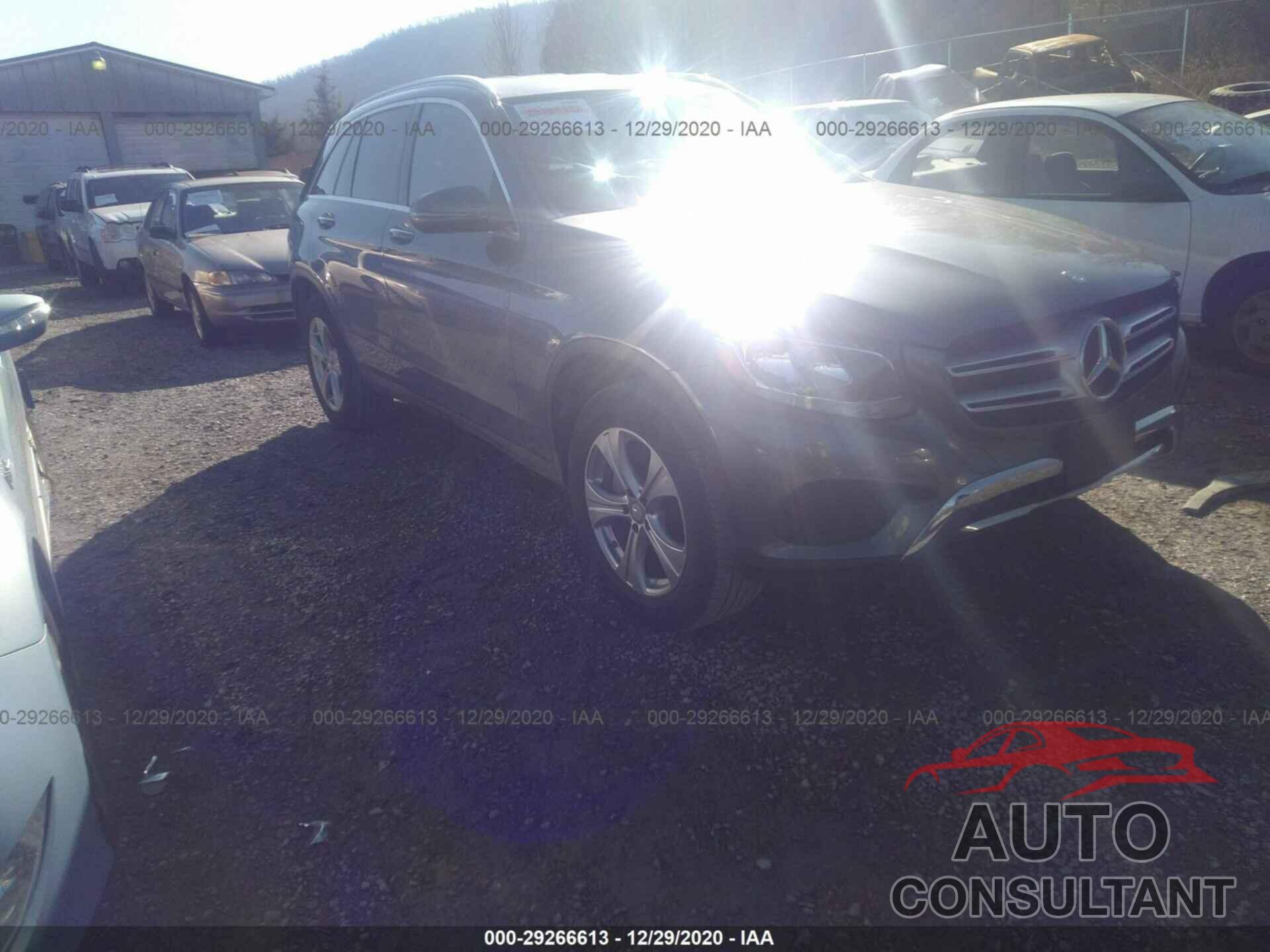 MERCEDES-BENZ GLC 2017 - WDC0G4KB3HF141729