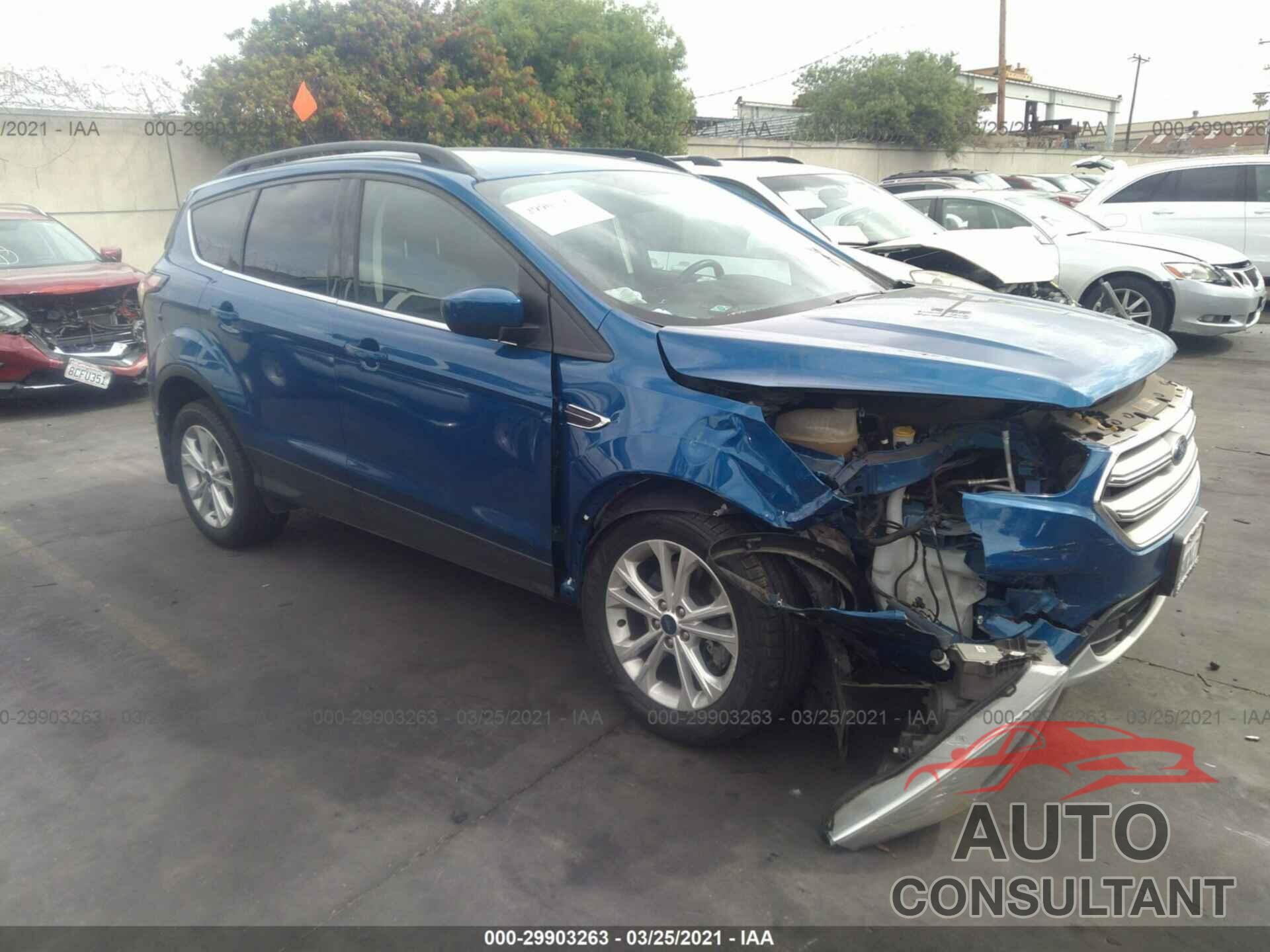 FORD ESCAPE 2017 - 1FMCU0G99HUF08439
