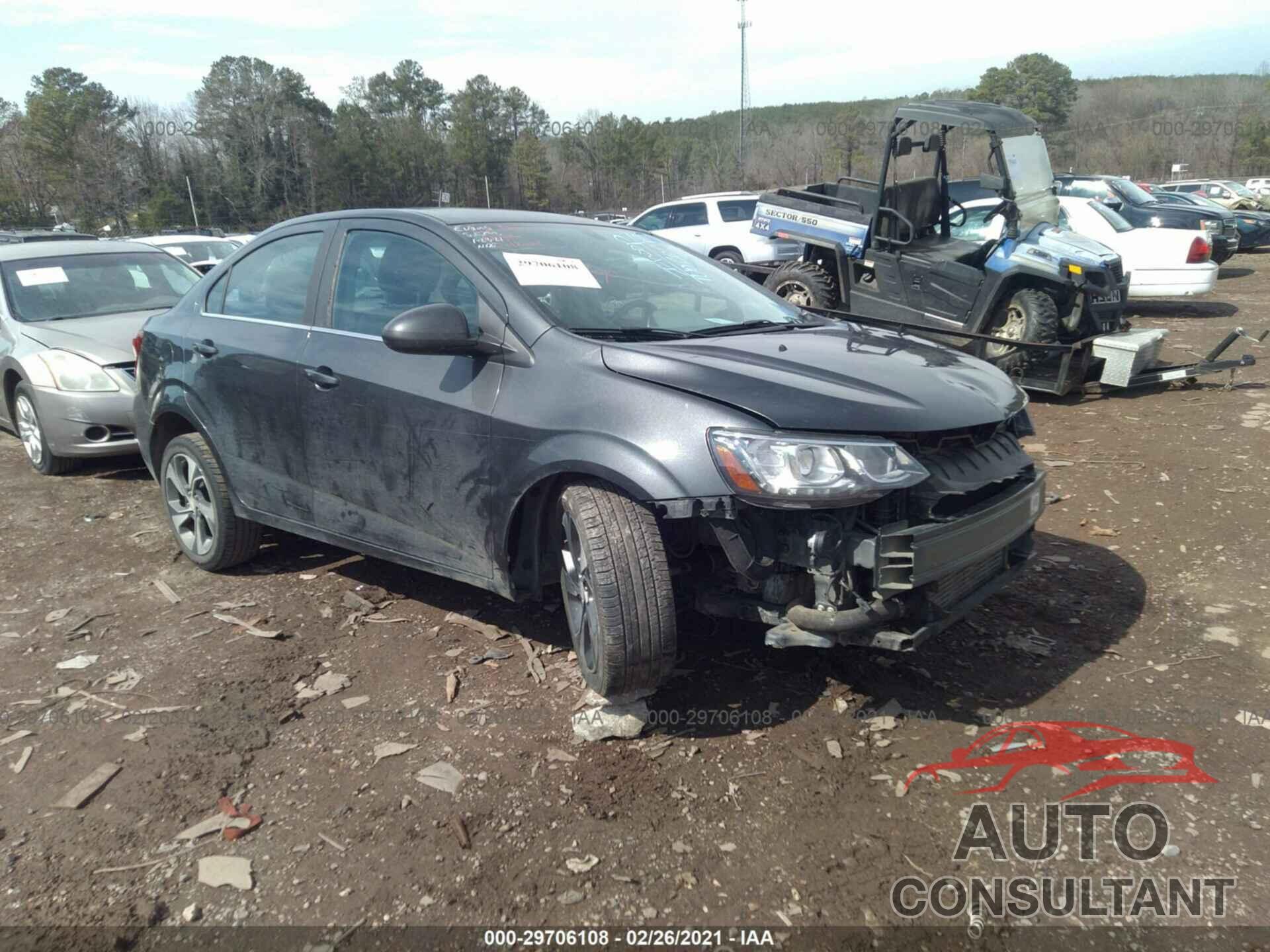 CHEVROLET SONIC 2017 - 1G1JF5SB1H4115623