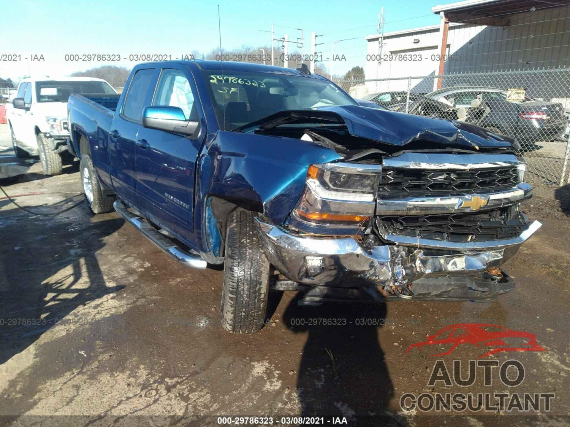 CHEVROLET SILVERADO 1500 2017 - 1GCVKREC3HZ207822