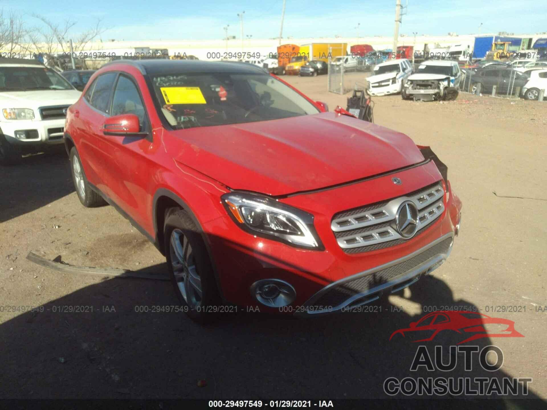 MERCEDES-BENZ GLA 2019 - WDCTG4EB0KU001763