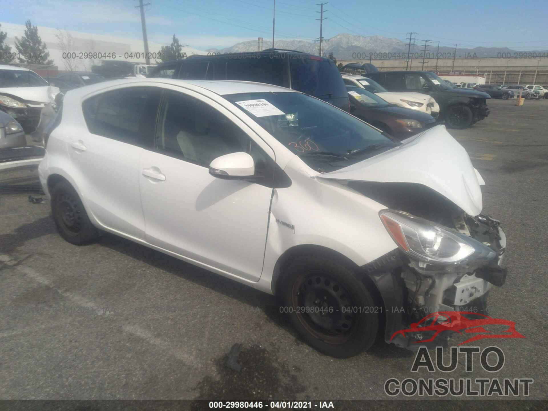 TOYOTA PRIUS C 2016 - JTDKDTB30G1116521