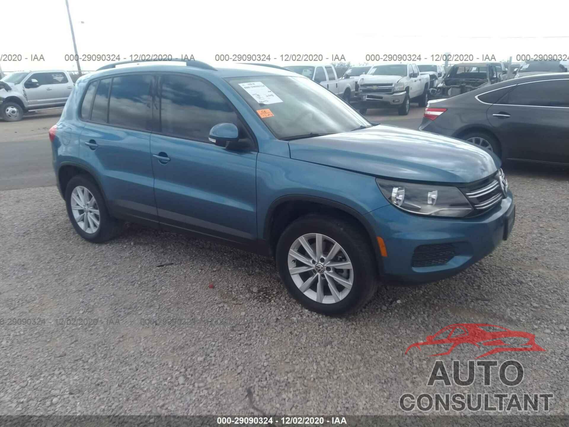 VOLKSWAGEN TIGUAN LIMITED 2018 - WVGBV7AX2JK001764