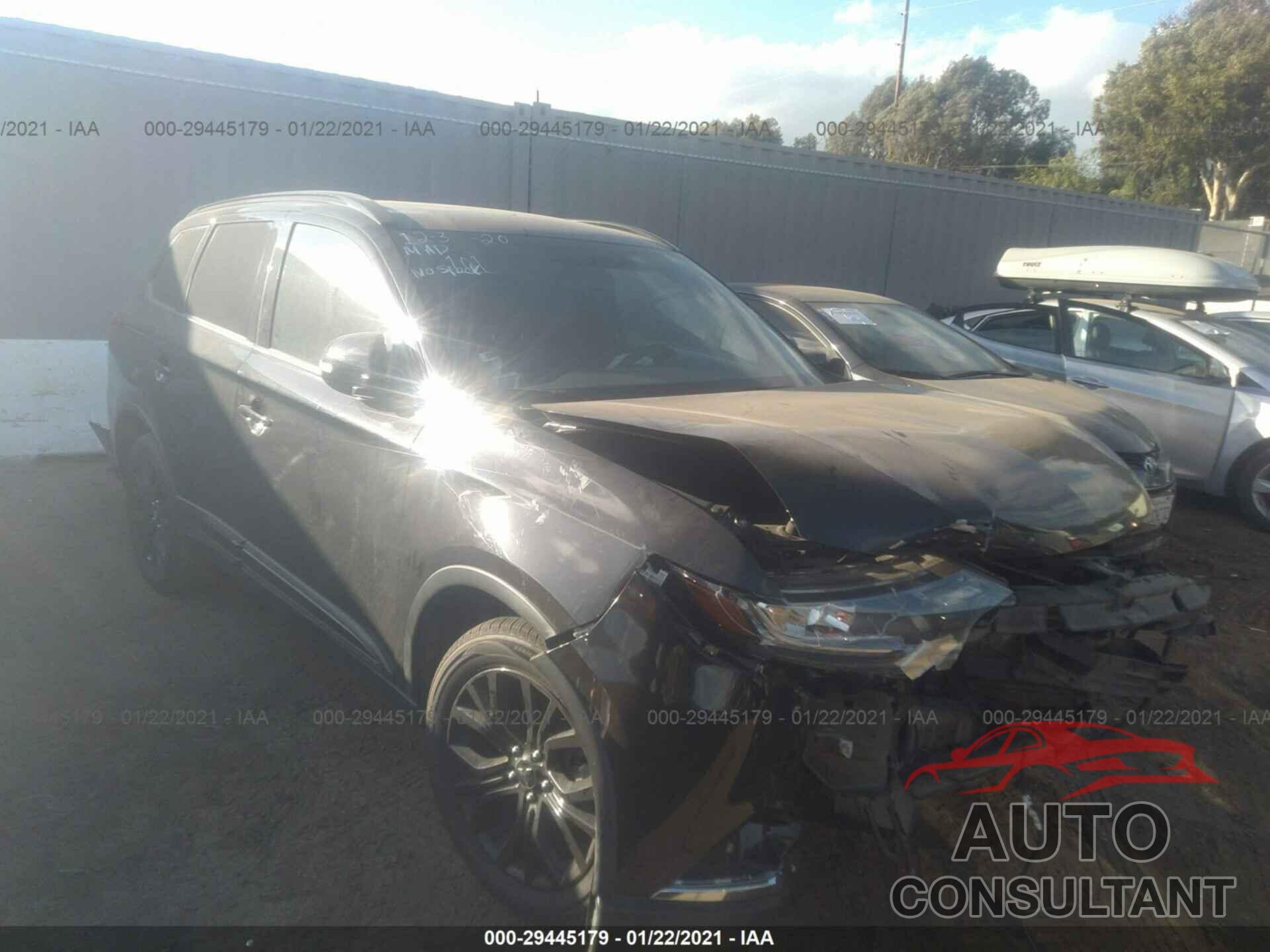 MITSUBISHI OUTLANDER 2019 - JA4AD3A39KZ039200
