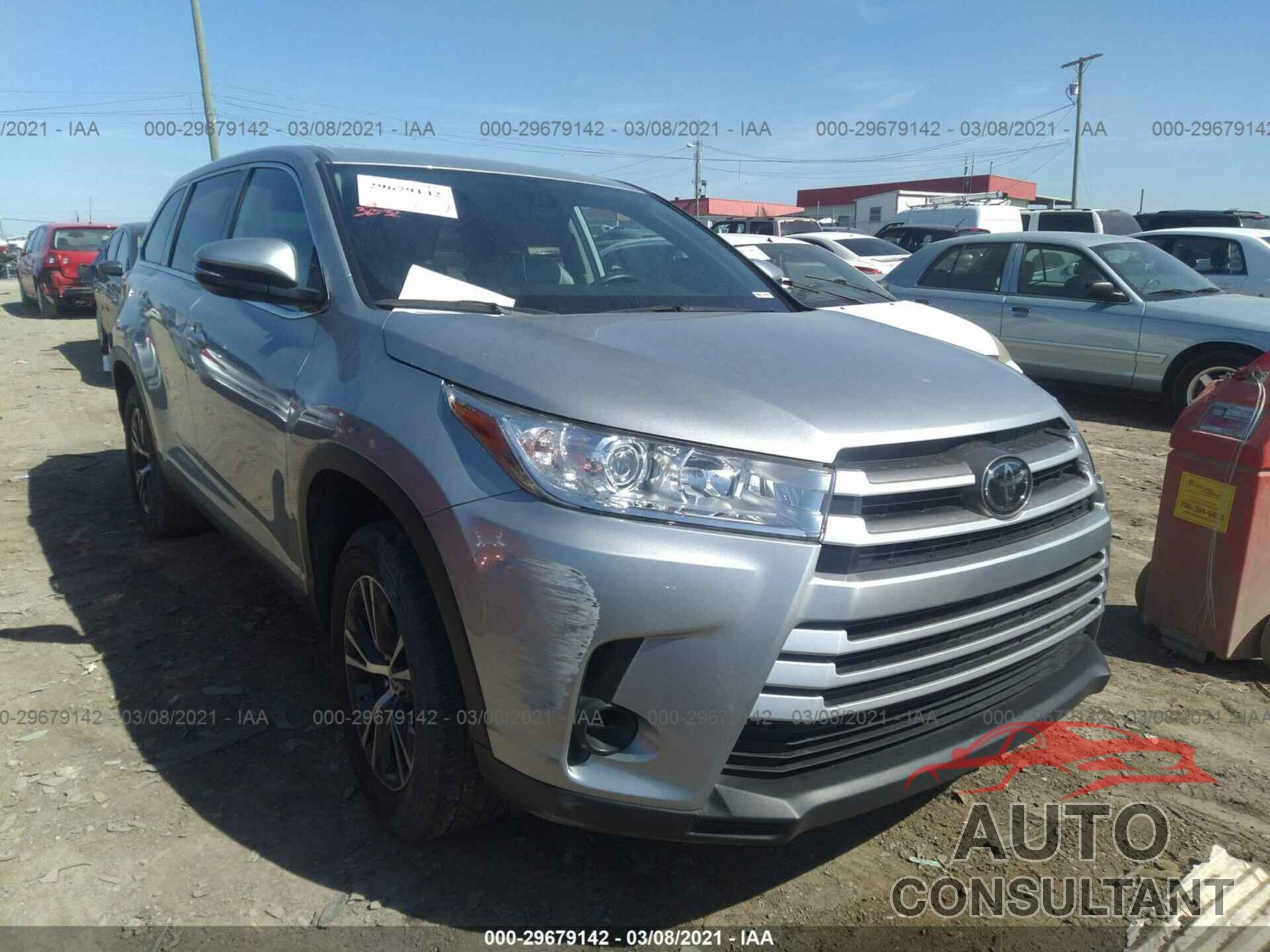 TOYOTA HIGHLANDER 2019 - 5TDZARFH9KS048795