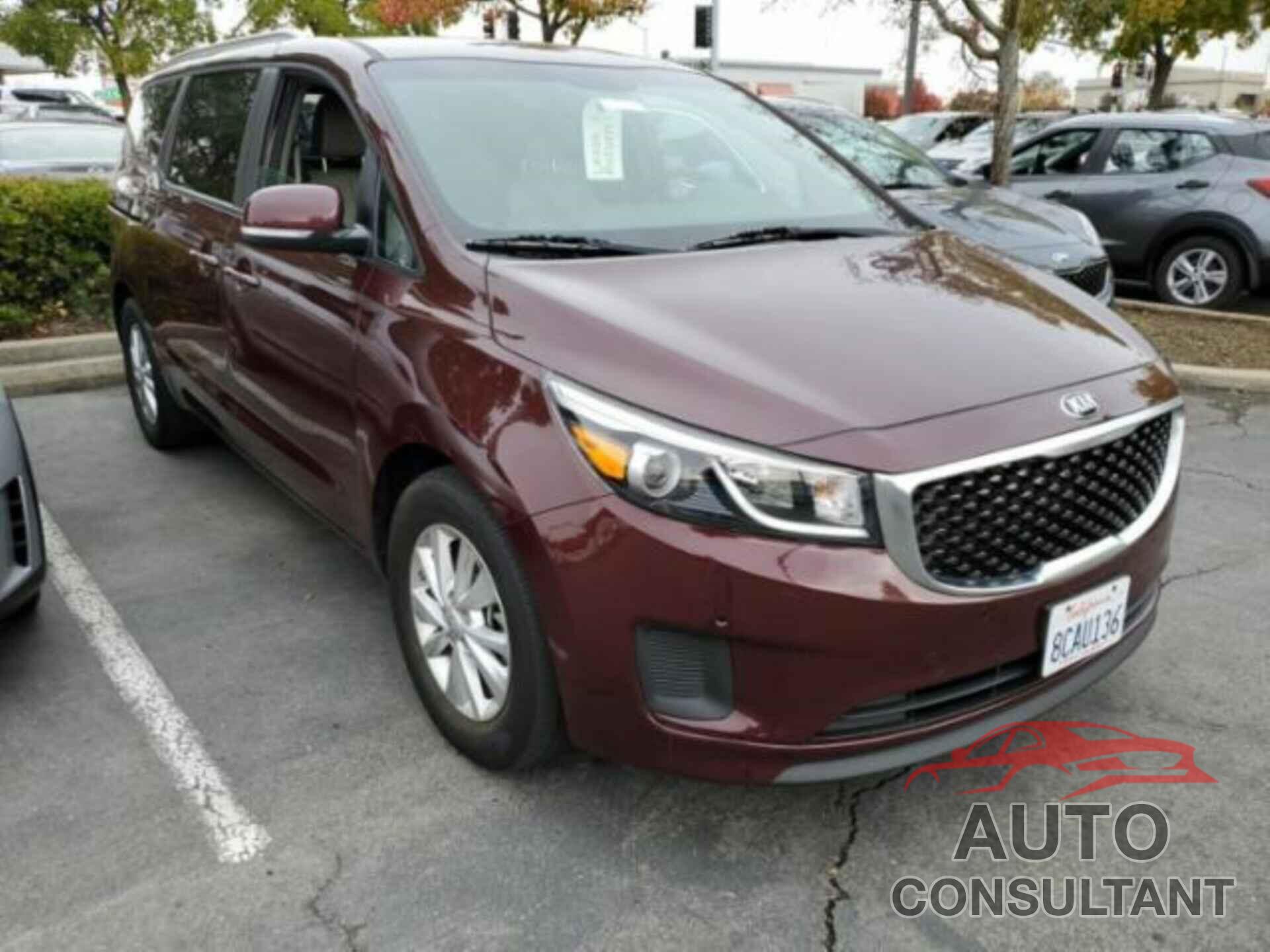 KIA SEDONA 2018 - KNDMB5C16J6405825