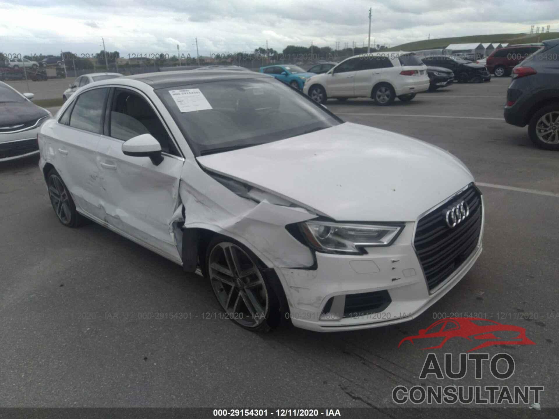 AUDI A3 SEDAN 2019 - WAUAUGFF8K1009794