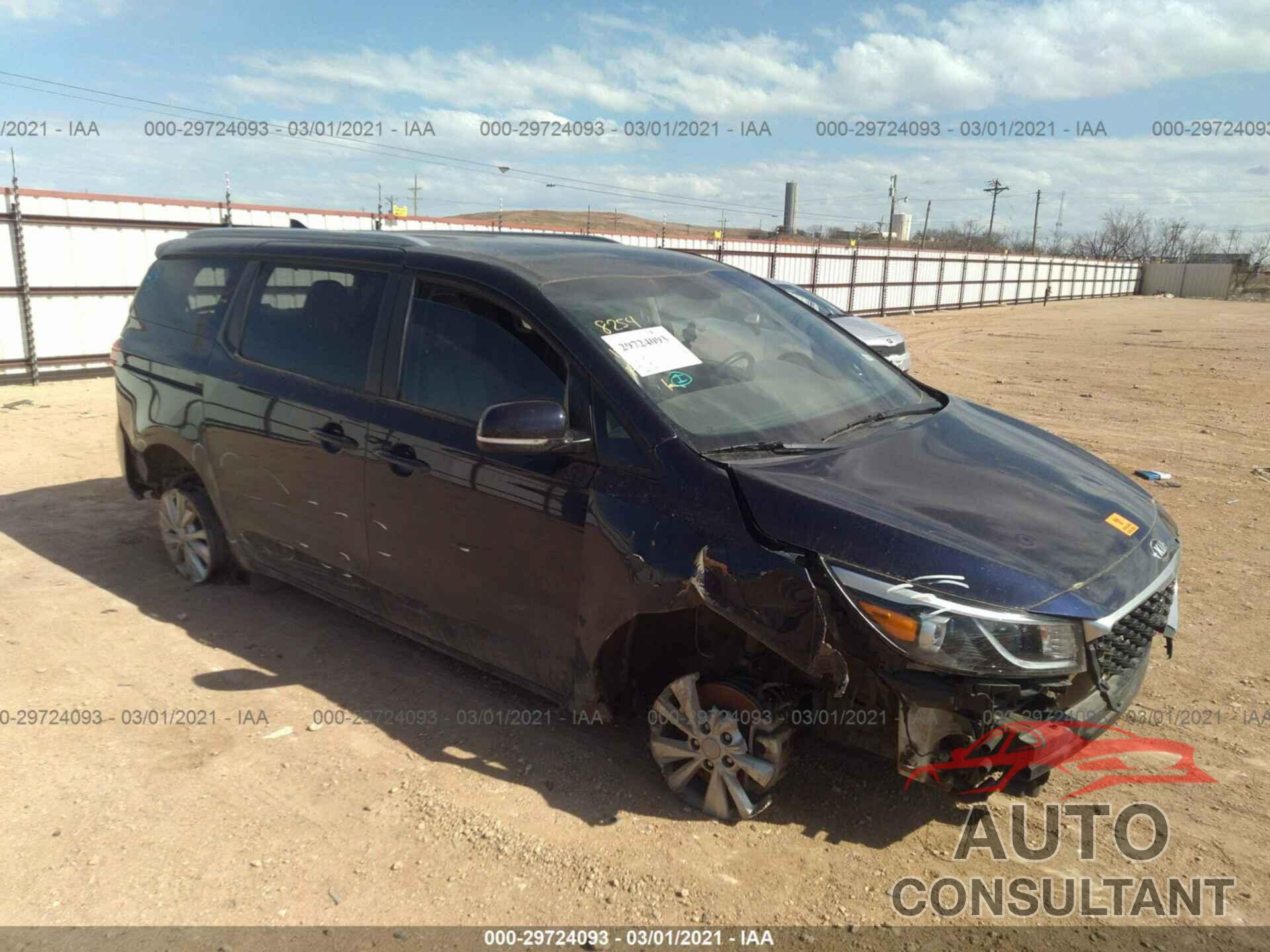 KIA SEDONA 2018 - KNDMB5C16J6378254