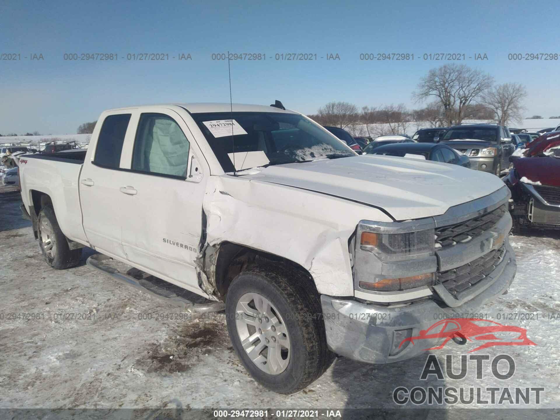 CHEVROLET SILVERADO 1500 2018 - 1GCVKREH5JZ109814