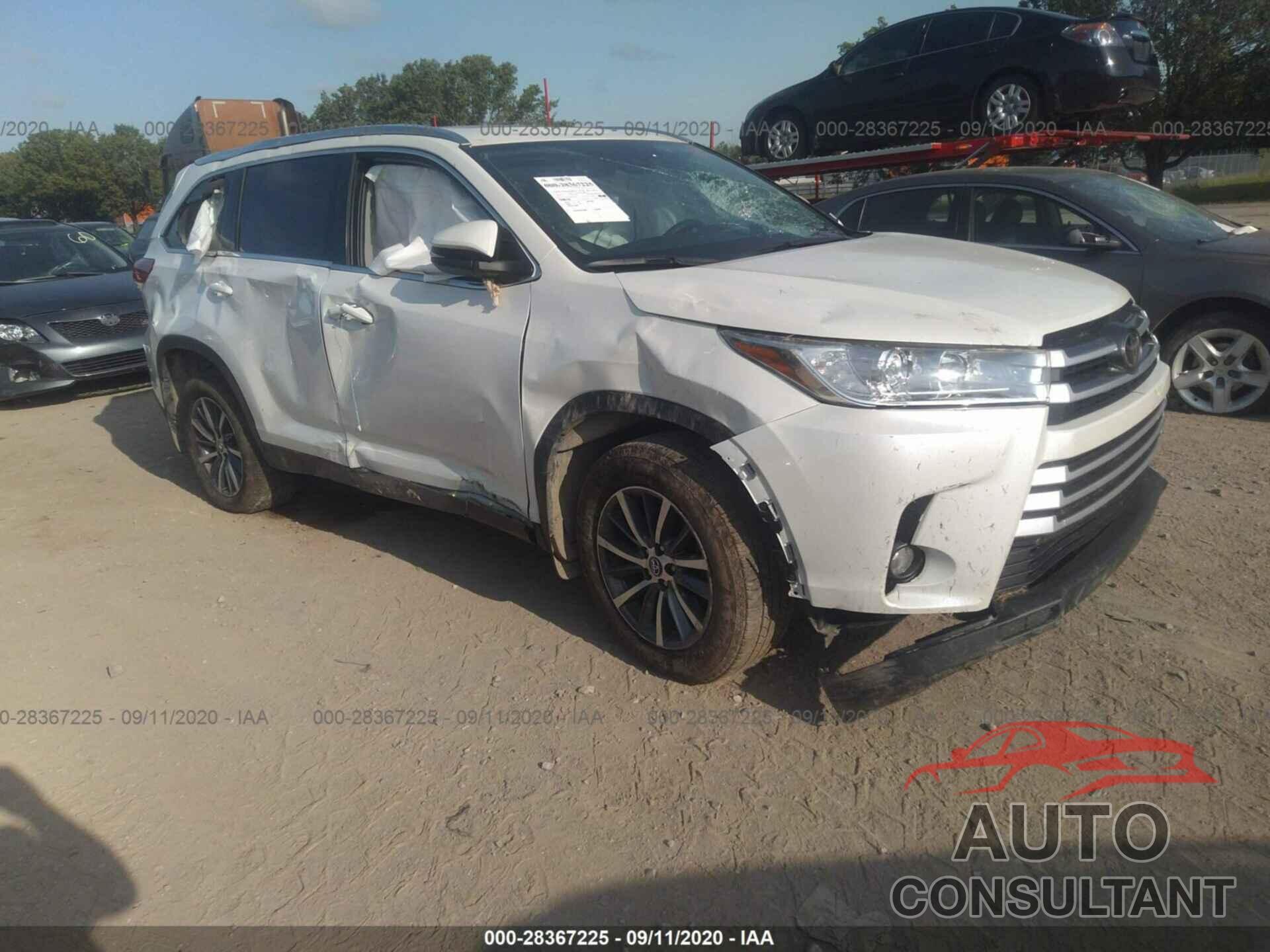 TOYOTA HIGHLANDER 2019 - 5TDJZRFH2KS623583