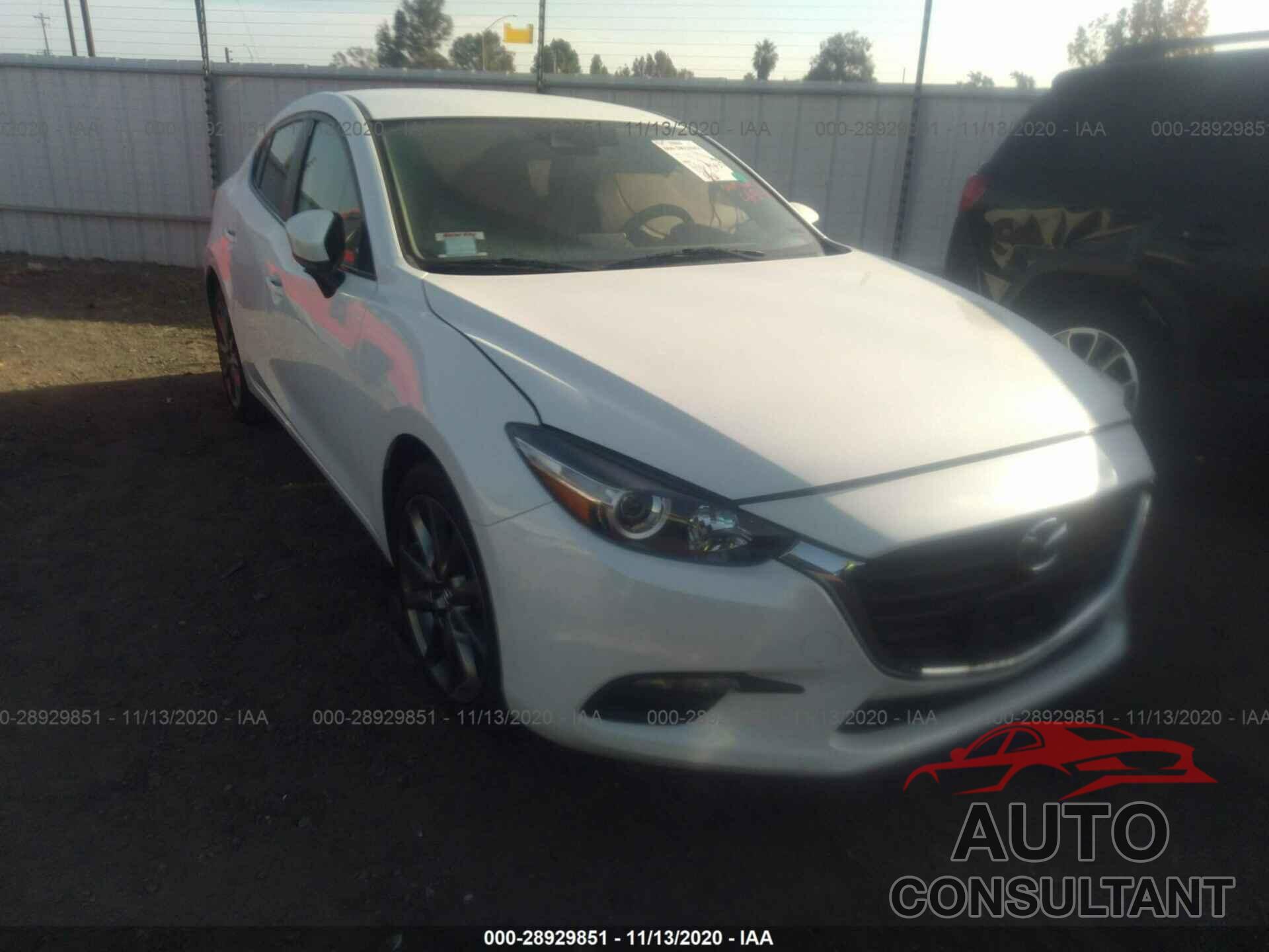 MAZDA MAZDA3 4-DOOR 2018 - 3MZBN1V37JM202199