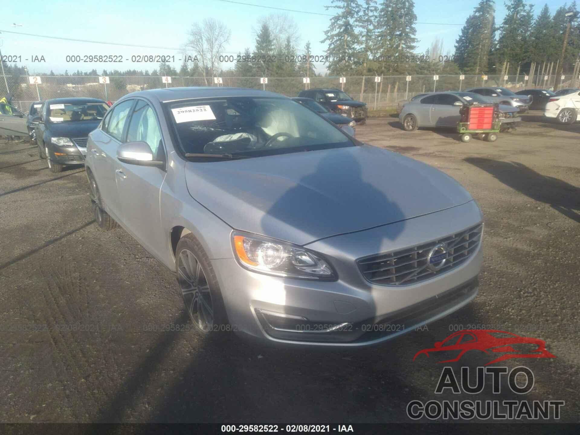 VOLVO S60 2018 - LYV402TK9JB173501