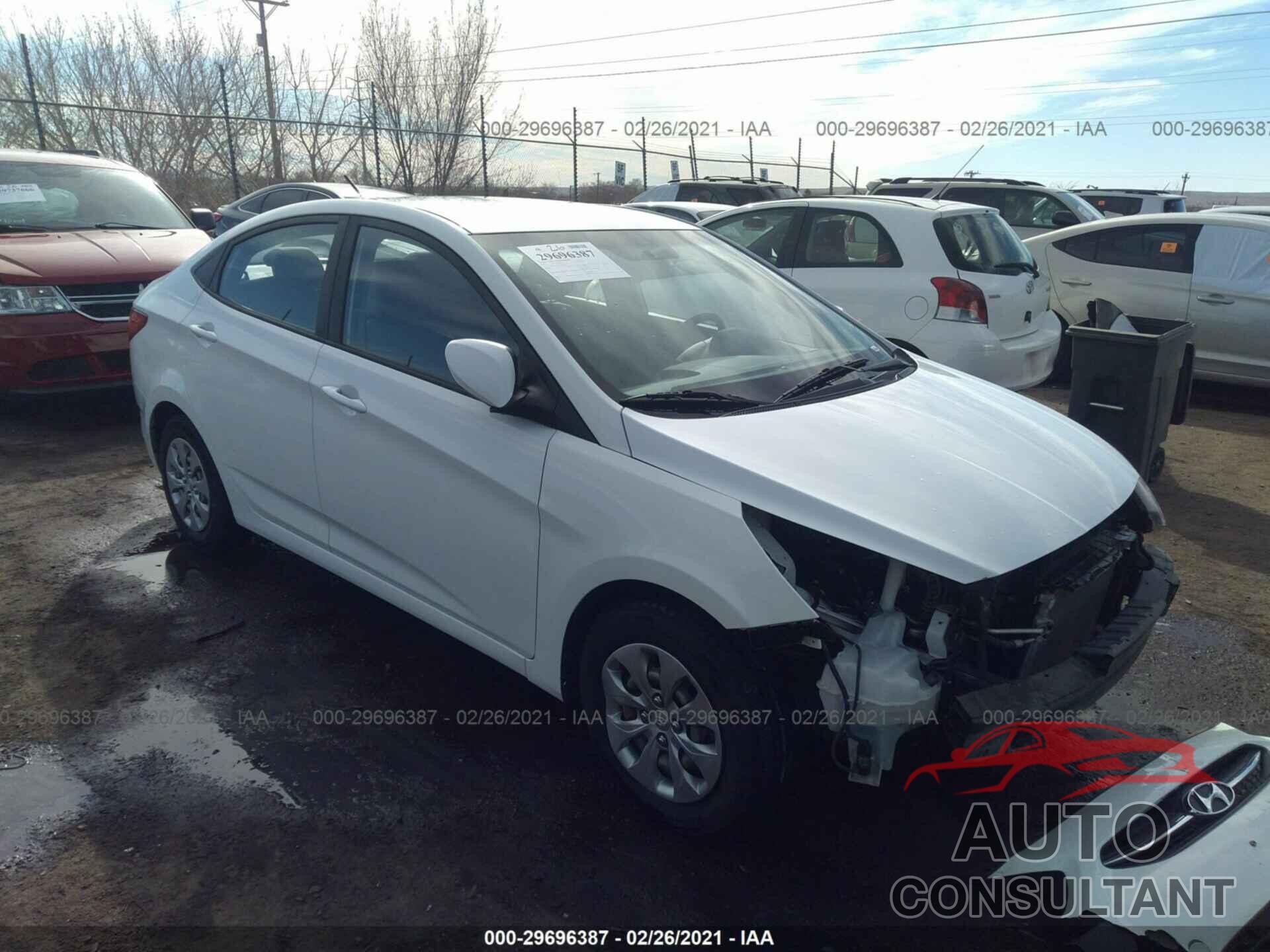 HYUNDAI ACCENT 2017 - KMHCT4AE8HU220444