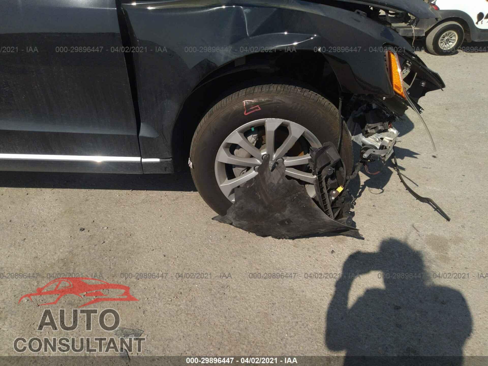 AUDI Q5 2017 - WA1C2AFP7HA042750