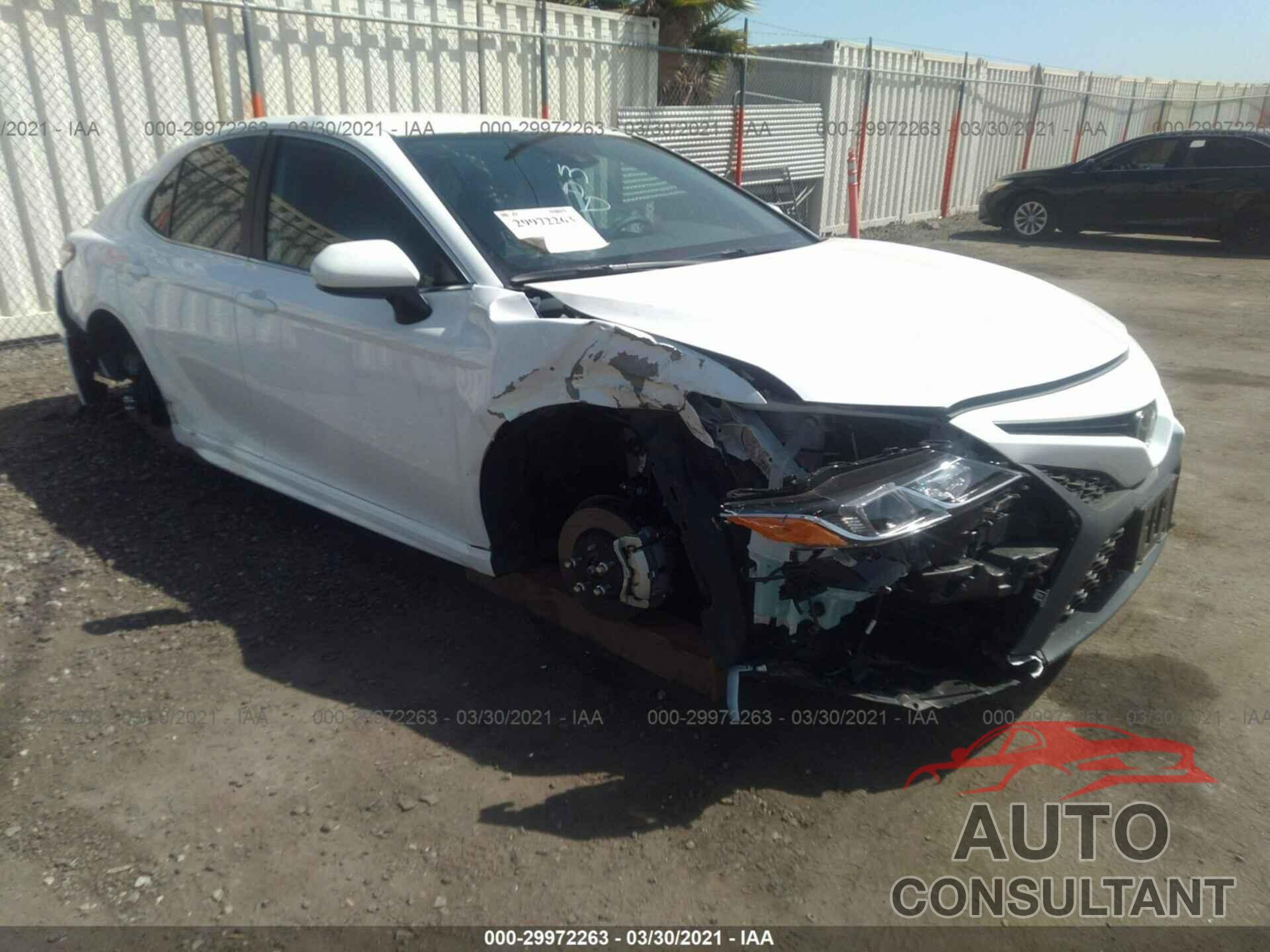TOYOTA CAMRY 2020 - 4T1G11AK7LU508203