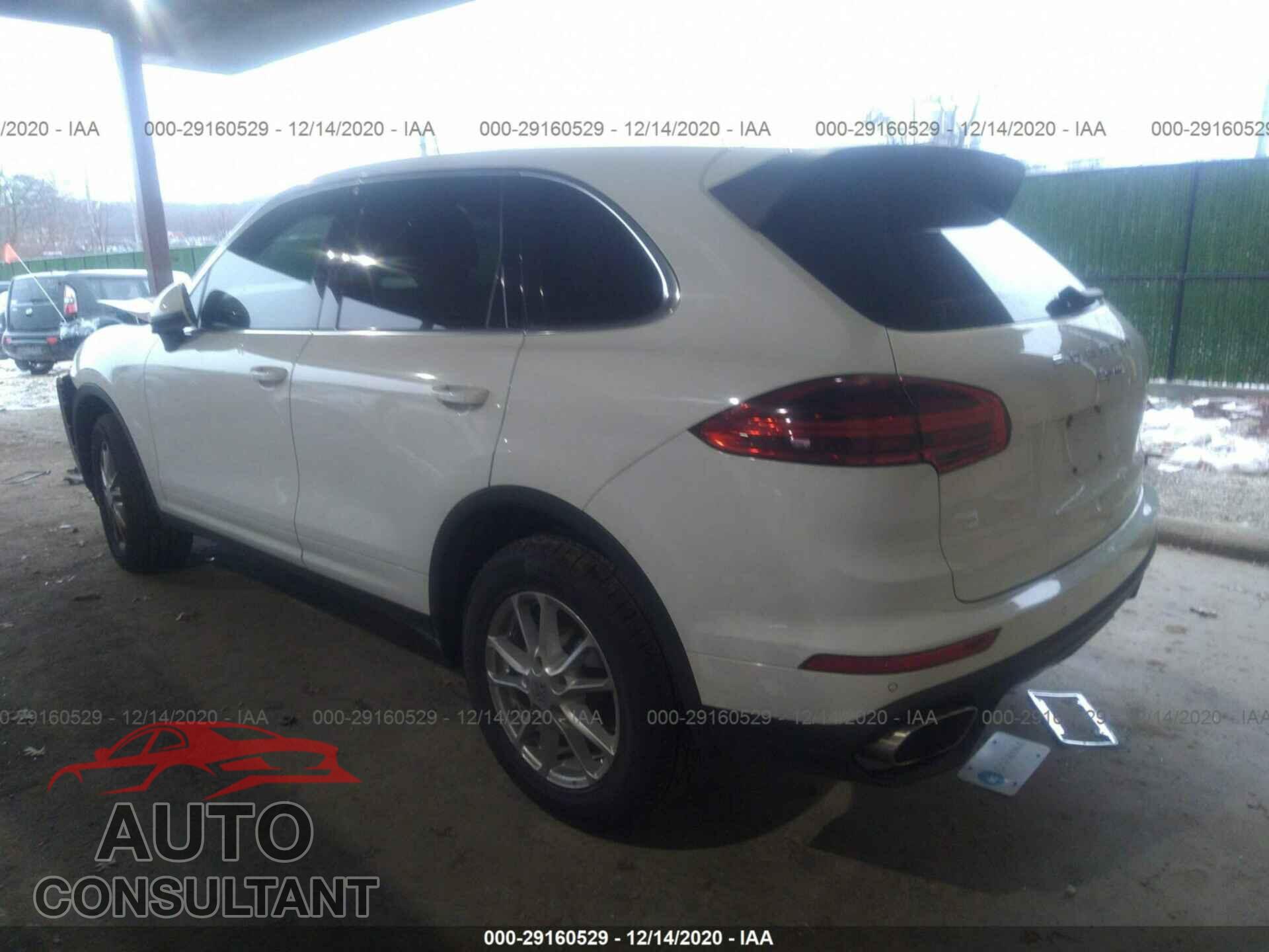 PORSCHE CAYENNE 2016 - WP1AA2A27GLA02560
