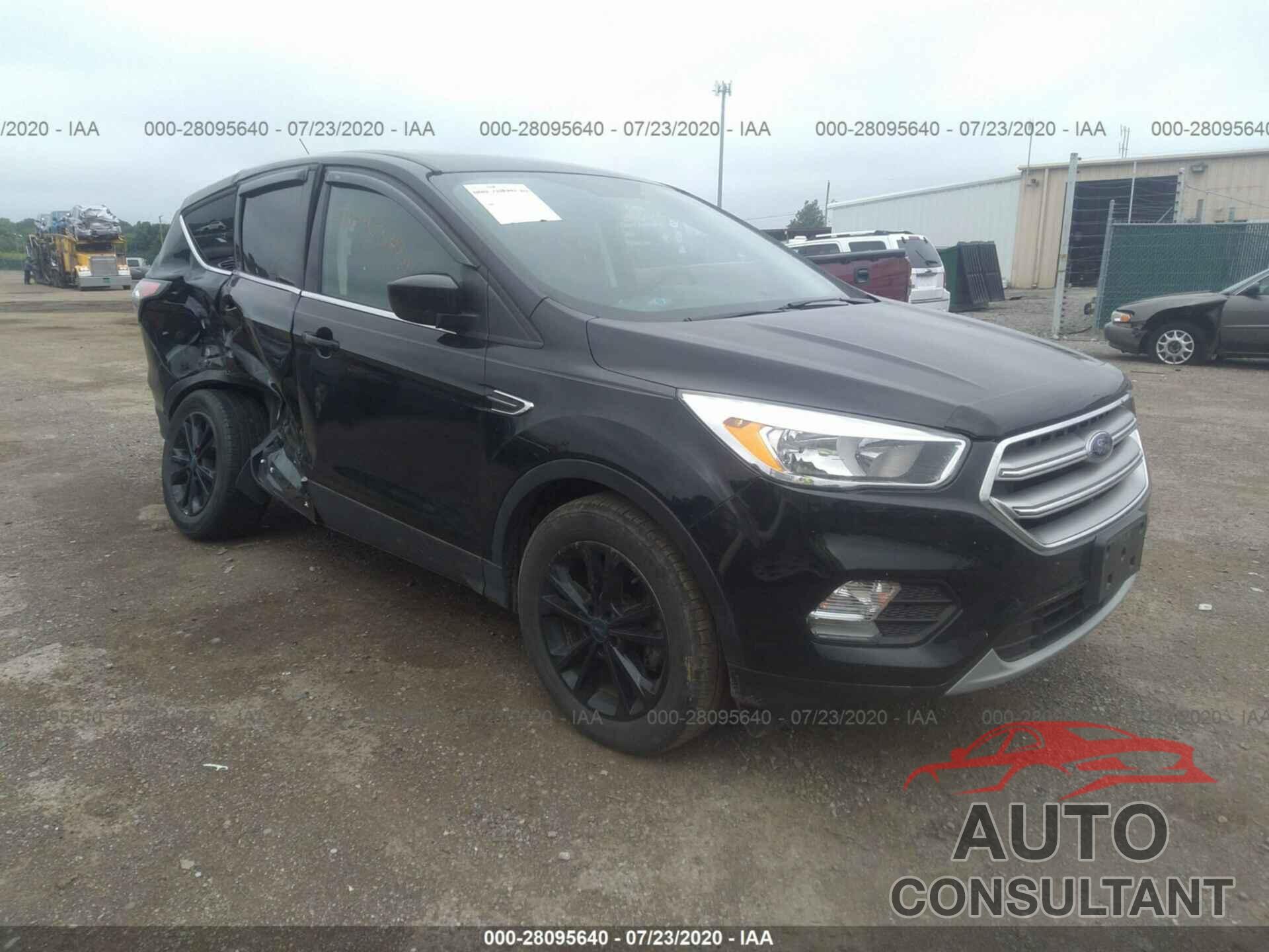 FORD ESCAPE 2017 - 1FMCU0GD0HUA91510