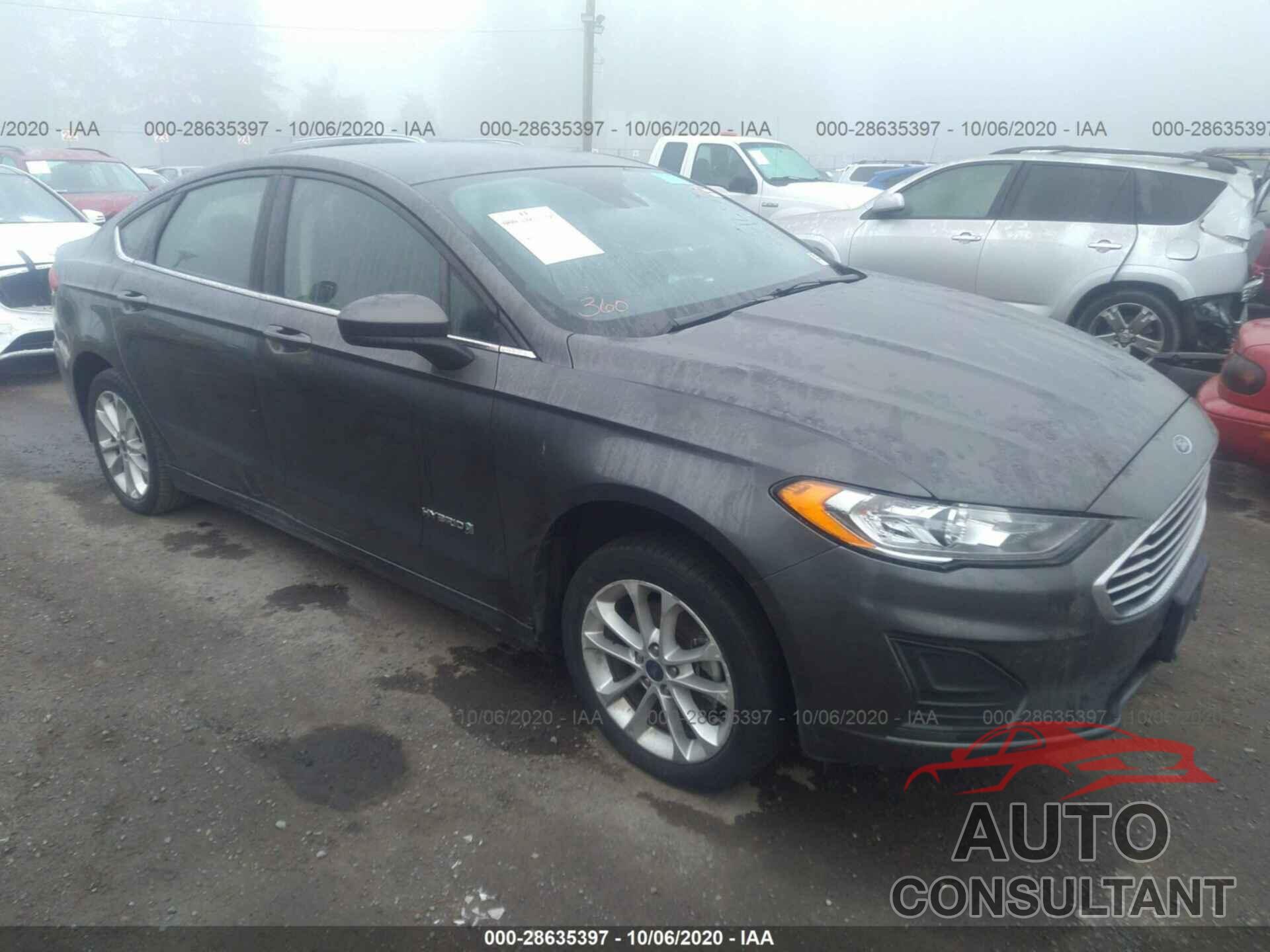 FORD FUSION HYBRID 2019 - 3FA6P0LU2KR104325