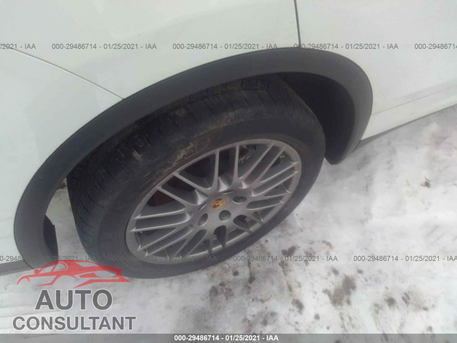 PORSCHE CAYENNE 2016 - WP1AB2A26GLA92393