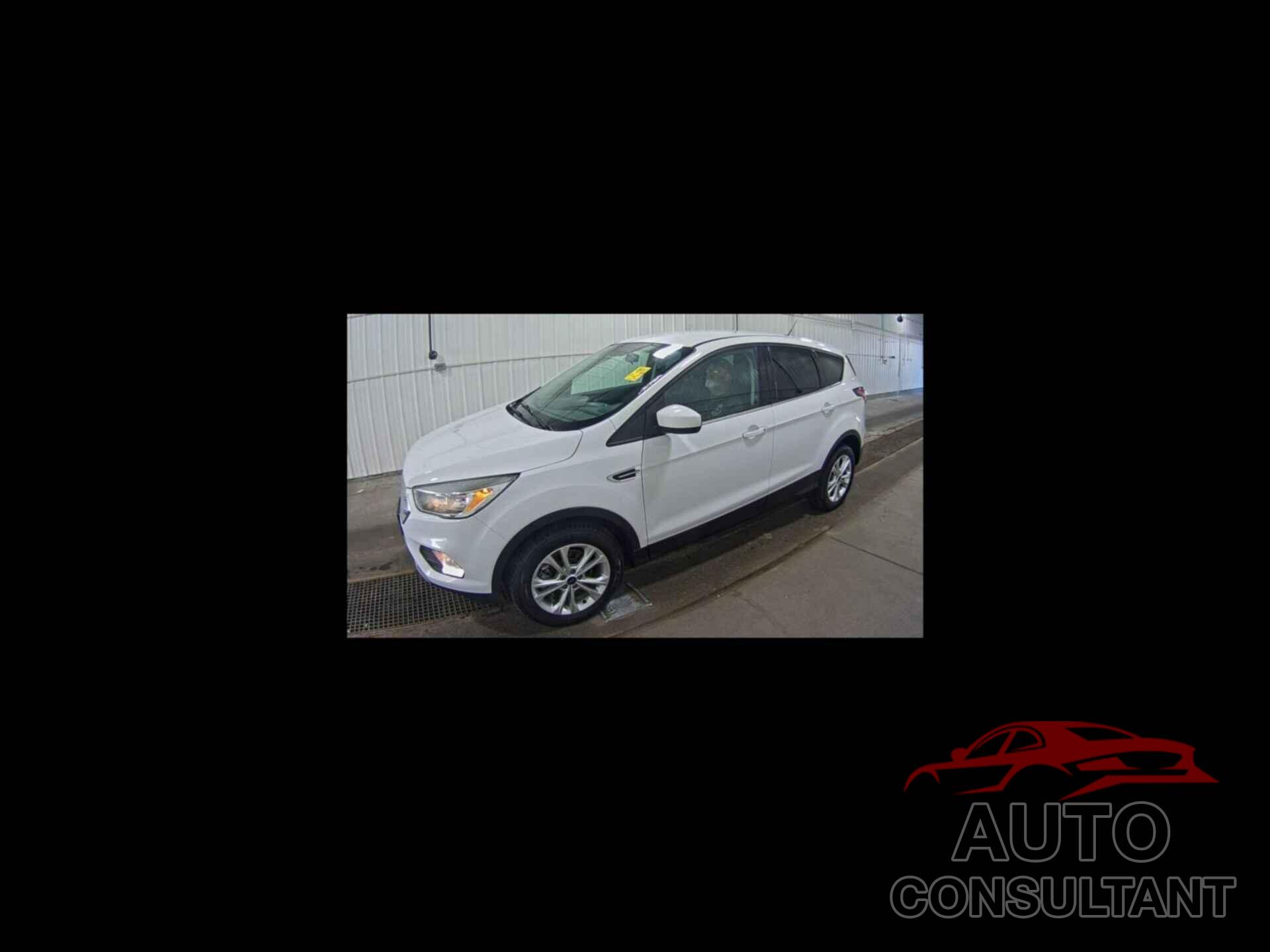 FORD ESCAPE 2017 - 1FMCU9GDXHUA95858