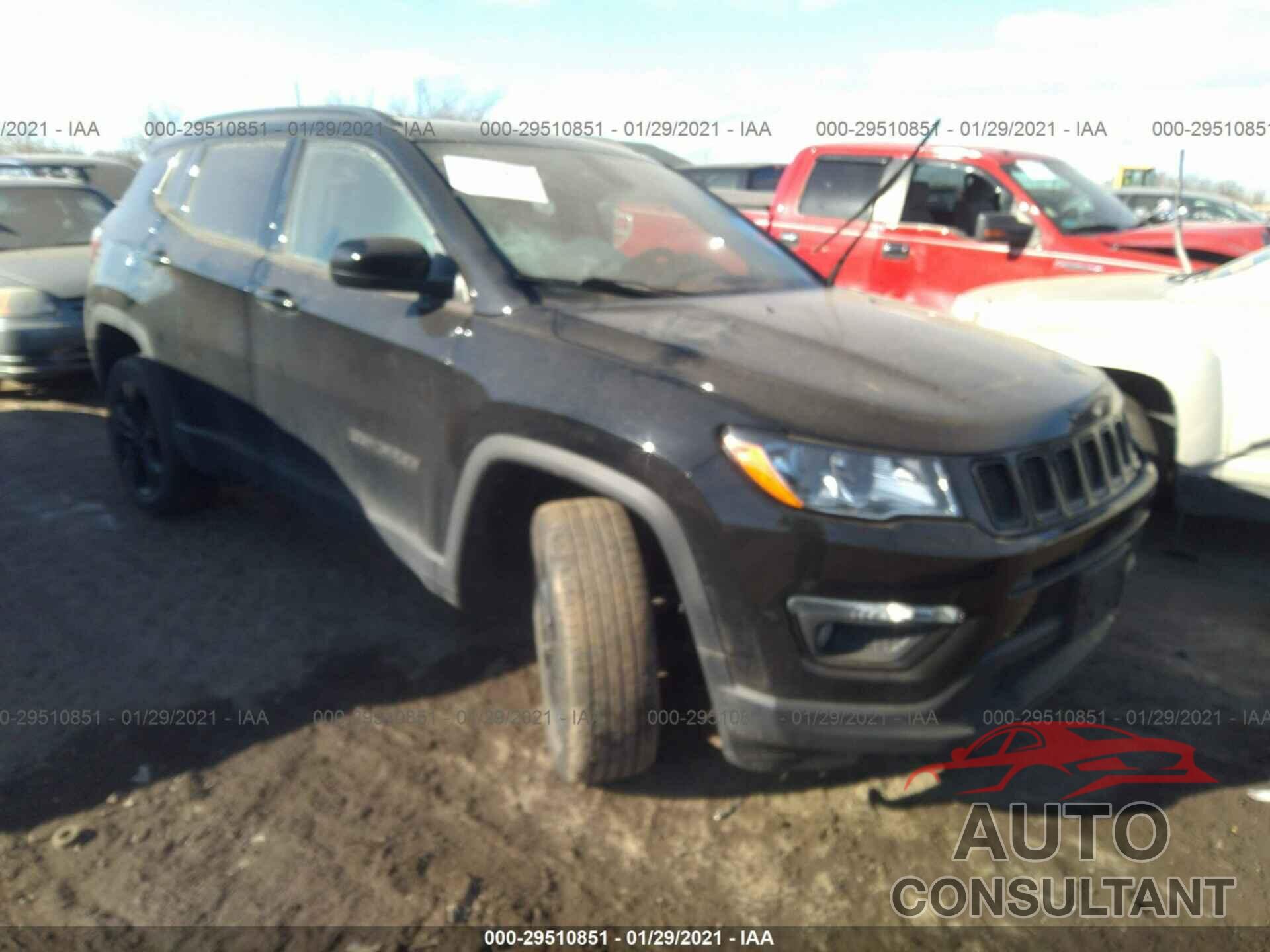 JEEP COMPASS 2018 - 3C4NJDBB4JT320516
