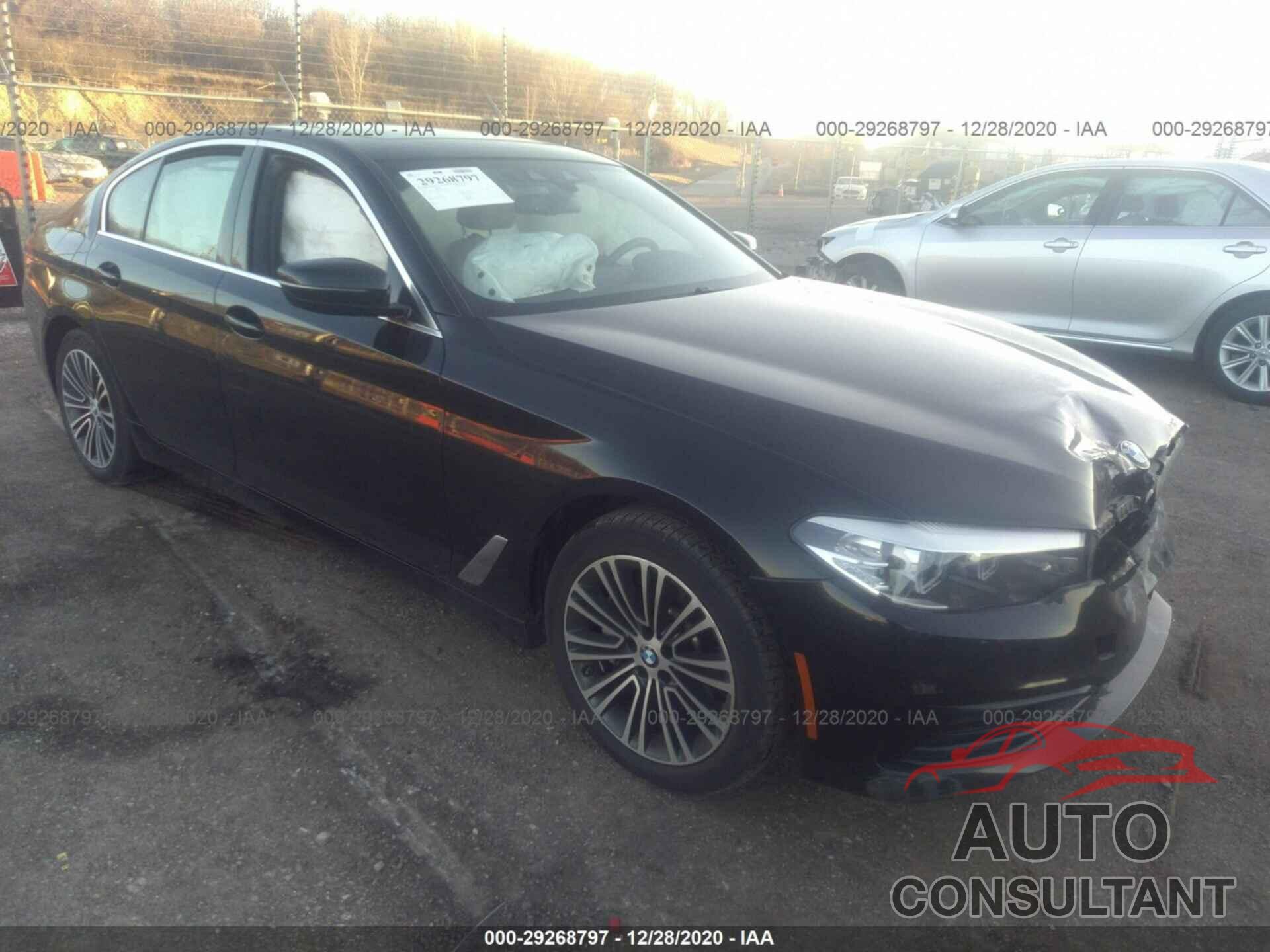 BMW 5 SERIES 2019 - WBAJA7C58KWW17662