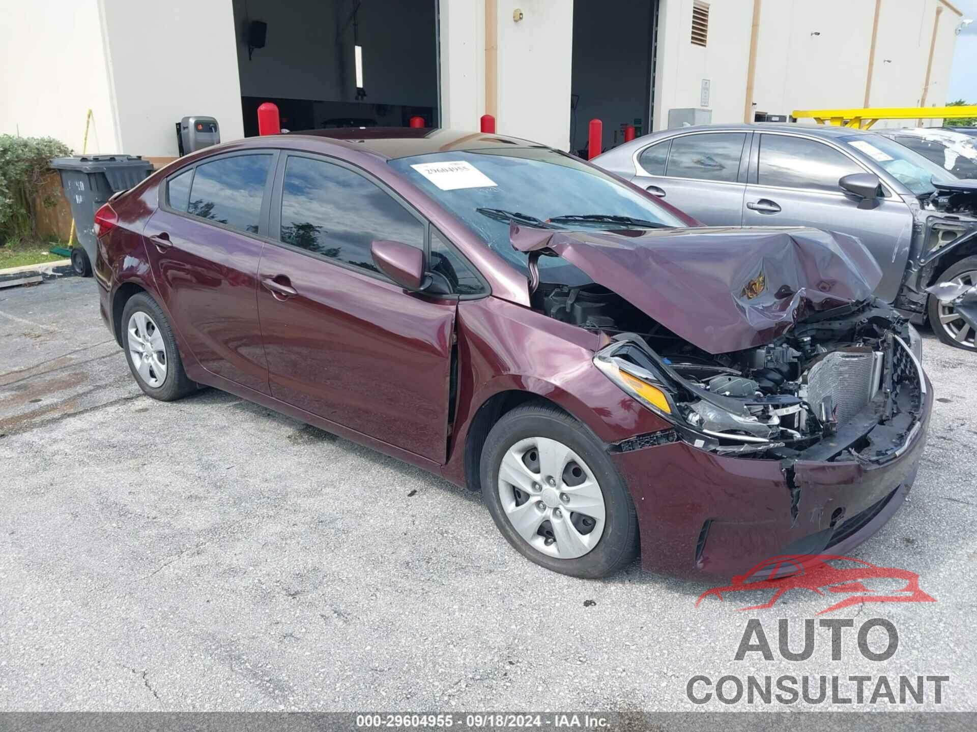 KIA FORTE 2018 - 3KPFK4A78JE258900