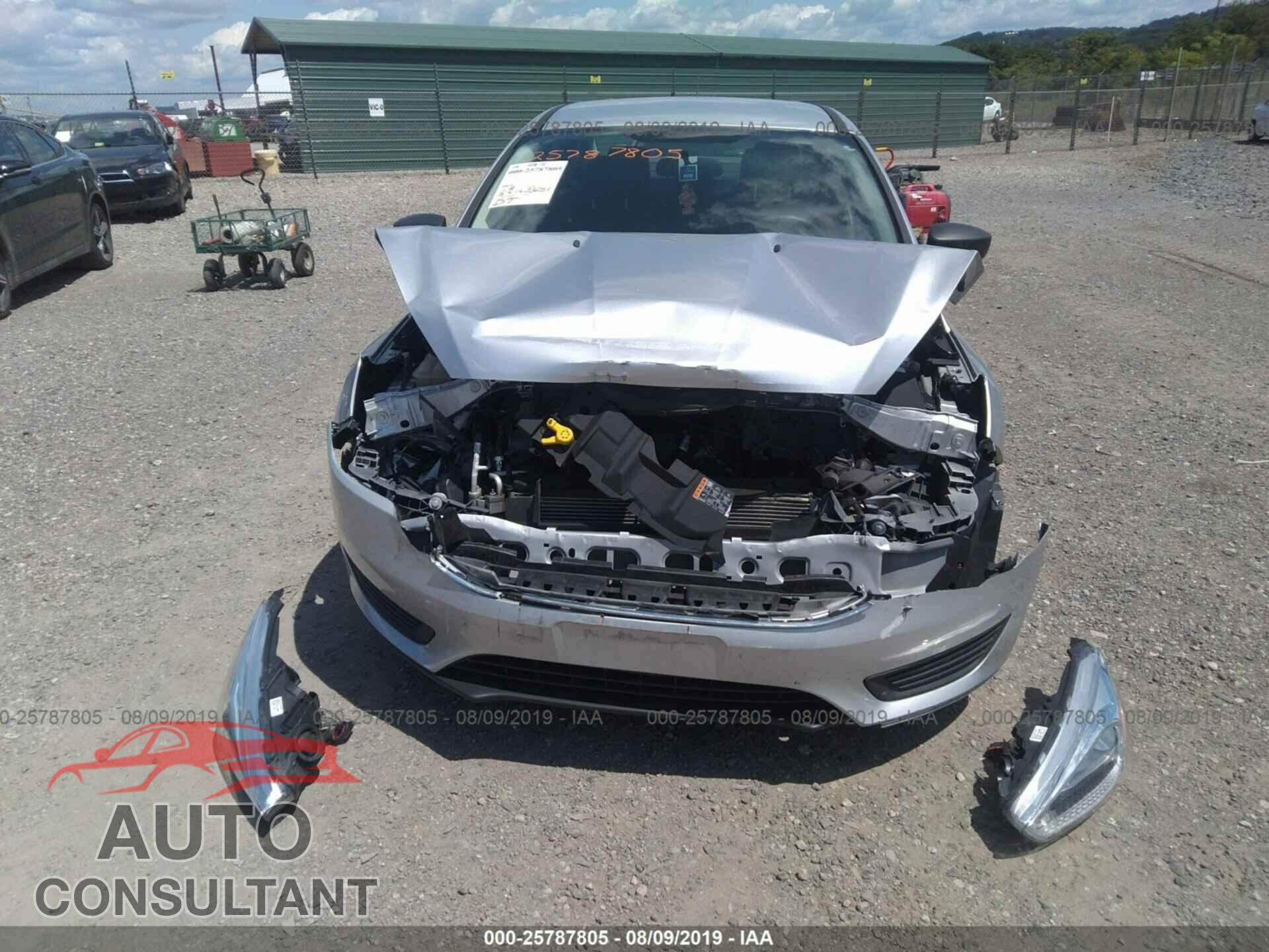FORD FOCUS 2017 - 1FADP3E26HL302580