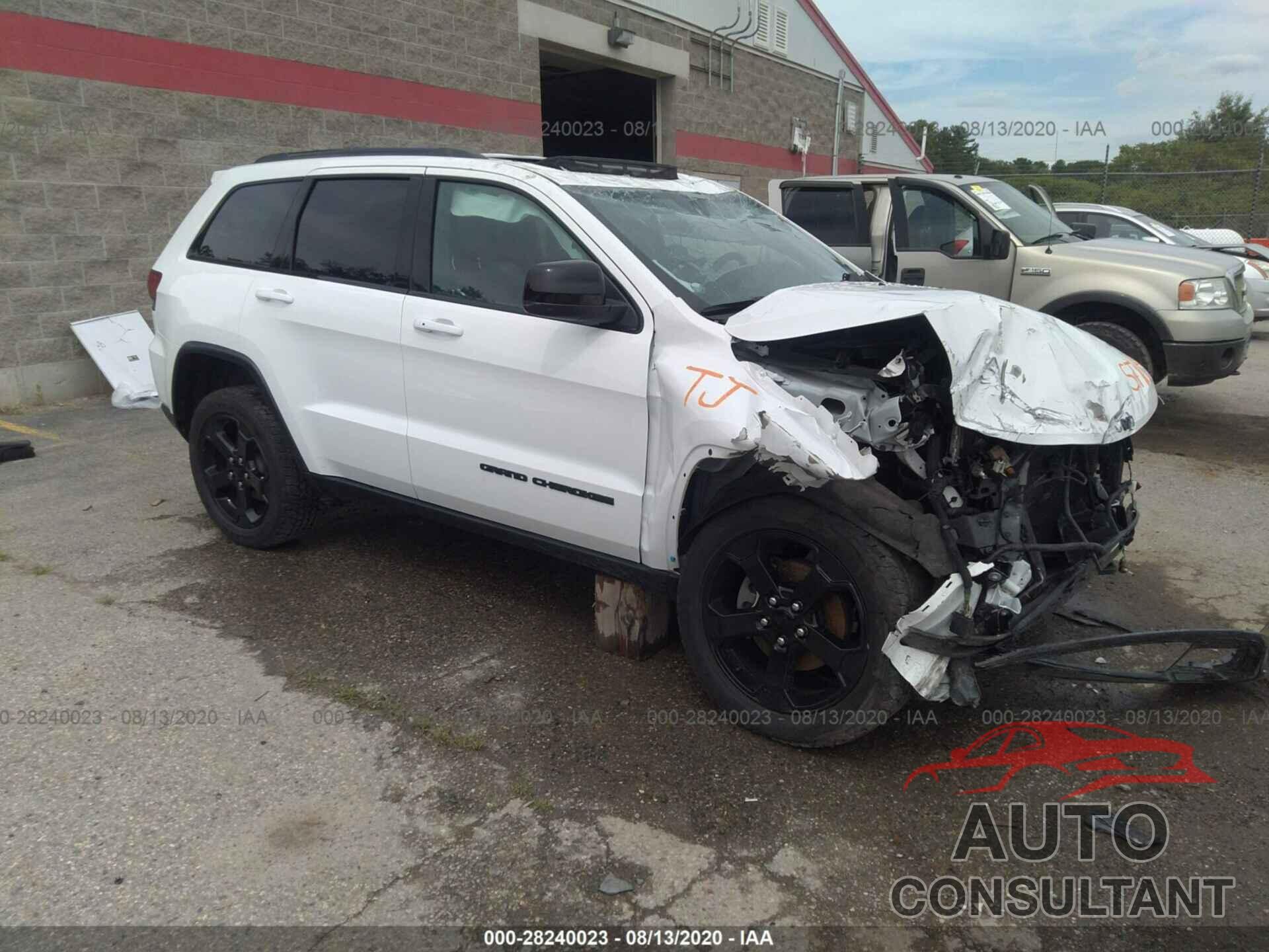 JEEP GRAND CHEROKEE 2018 - 1C4RJFAG9JC352710