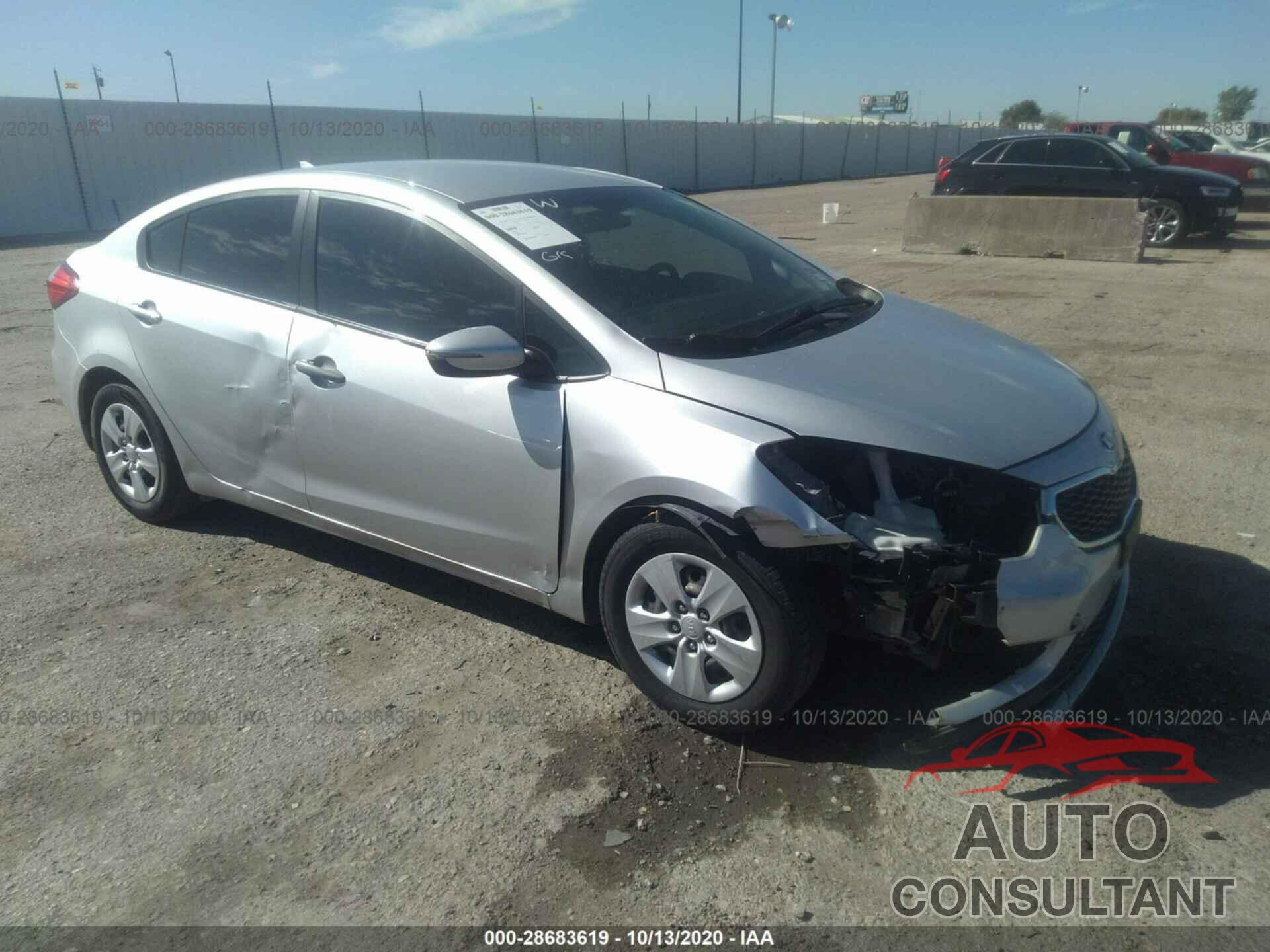 KIA FORTE 2016 - KNAFX4A6XG5556035
