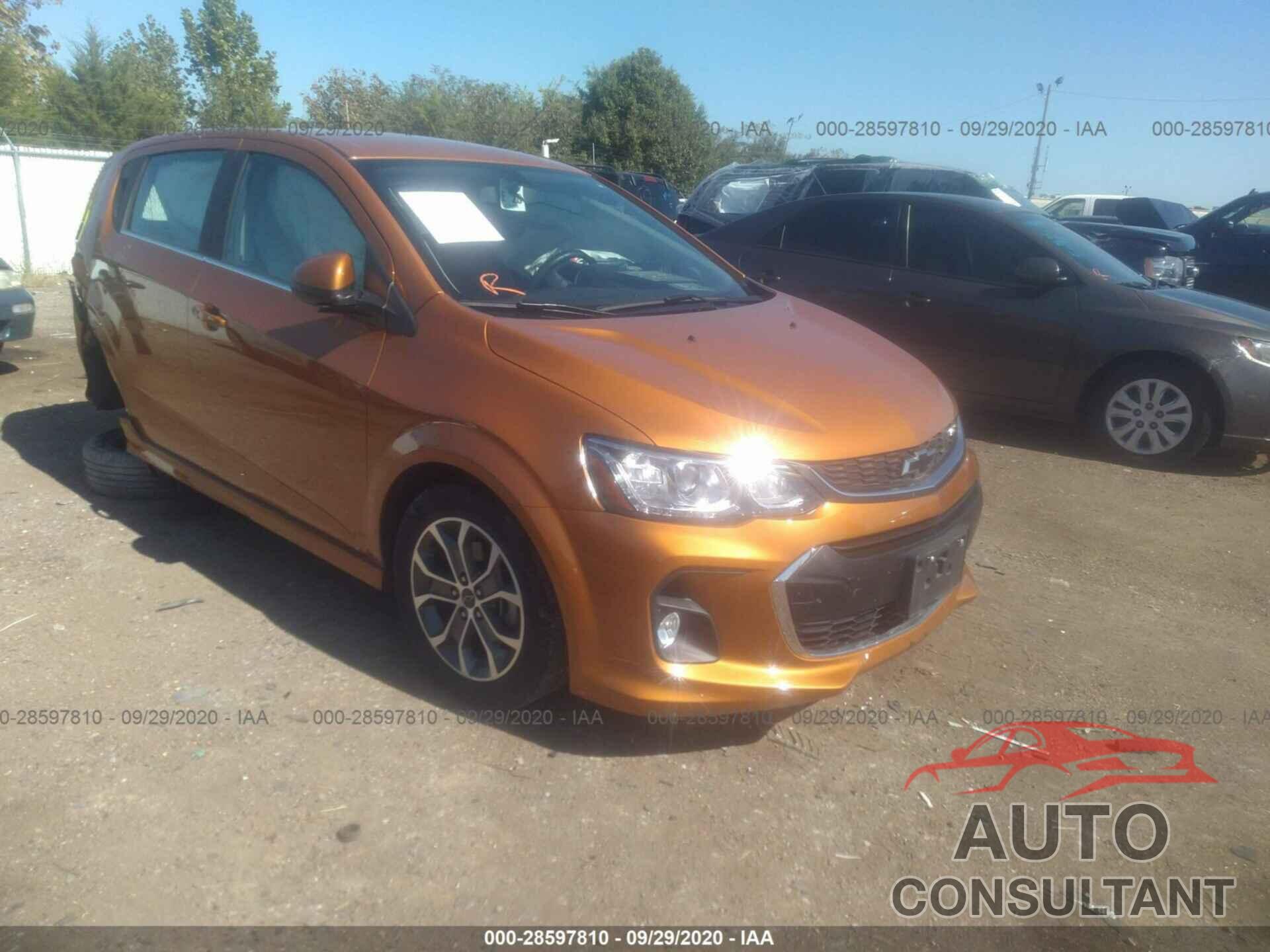 CHEVROLET SONIC 2018 - 1G1JD6SB3J4140847