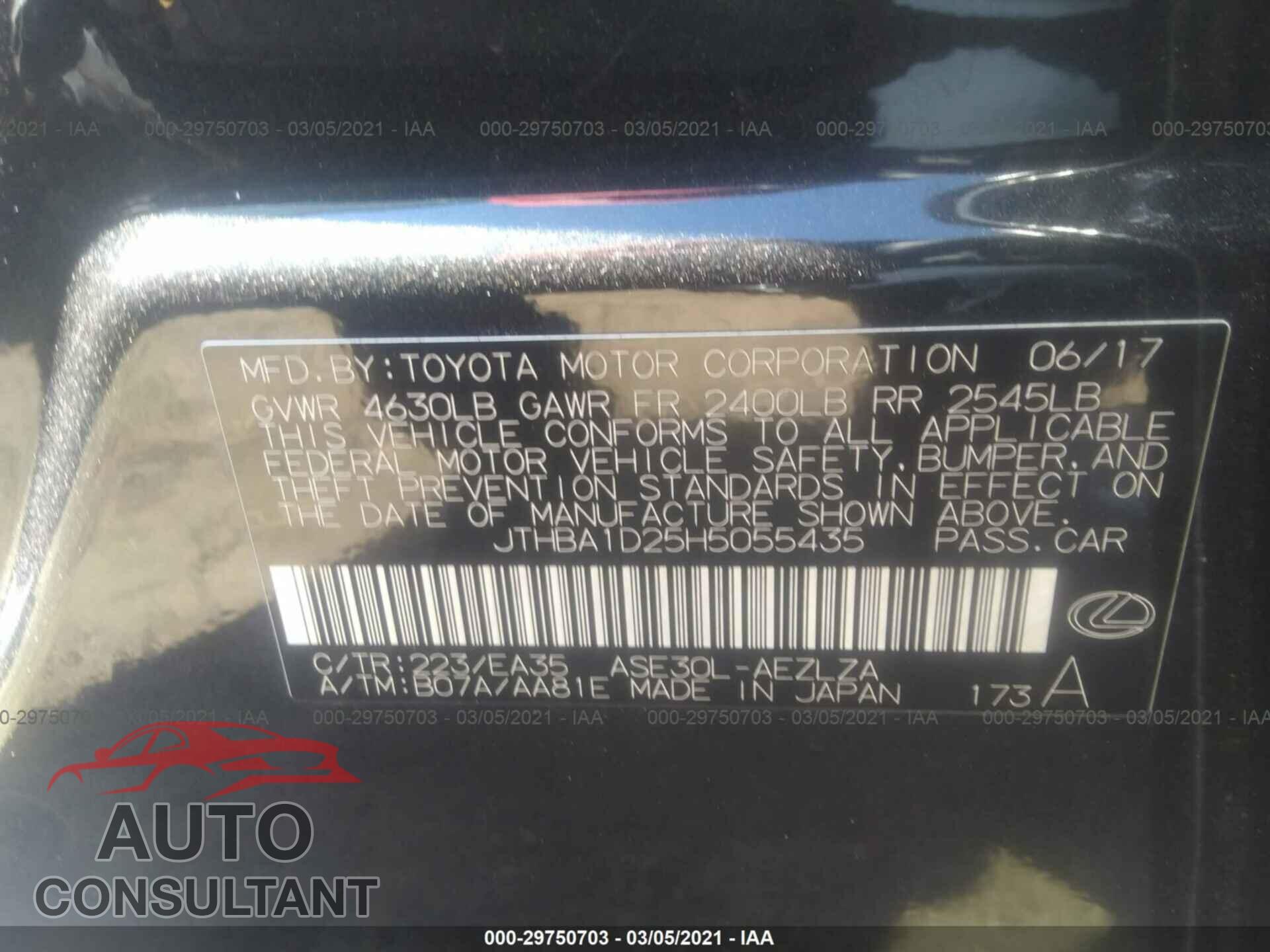 LEXUS IS 2017 - JTHBA1D25H5055435