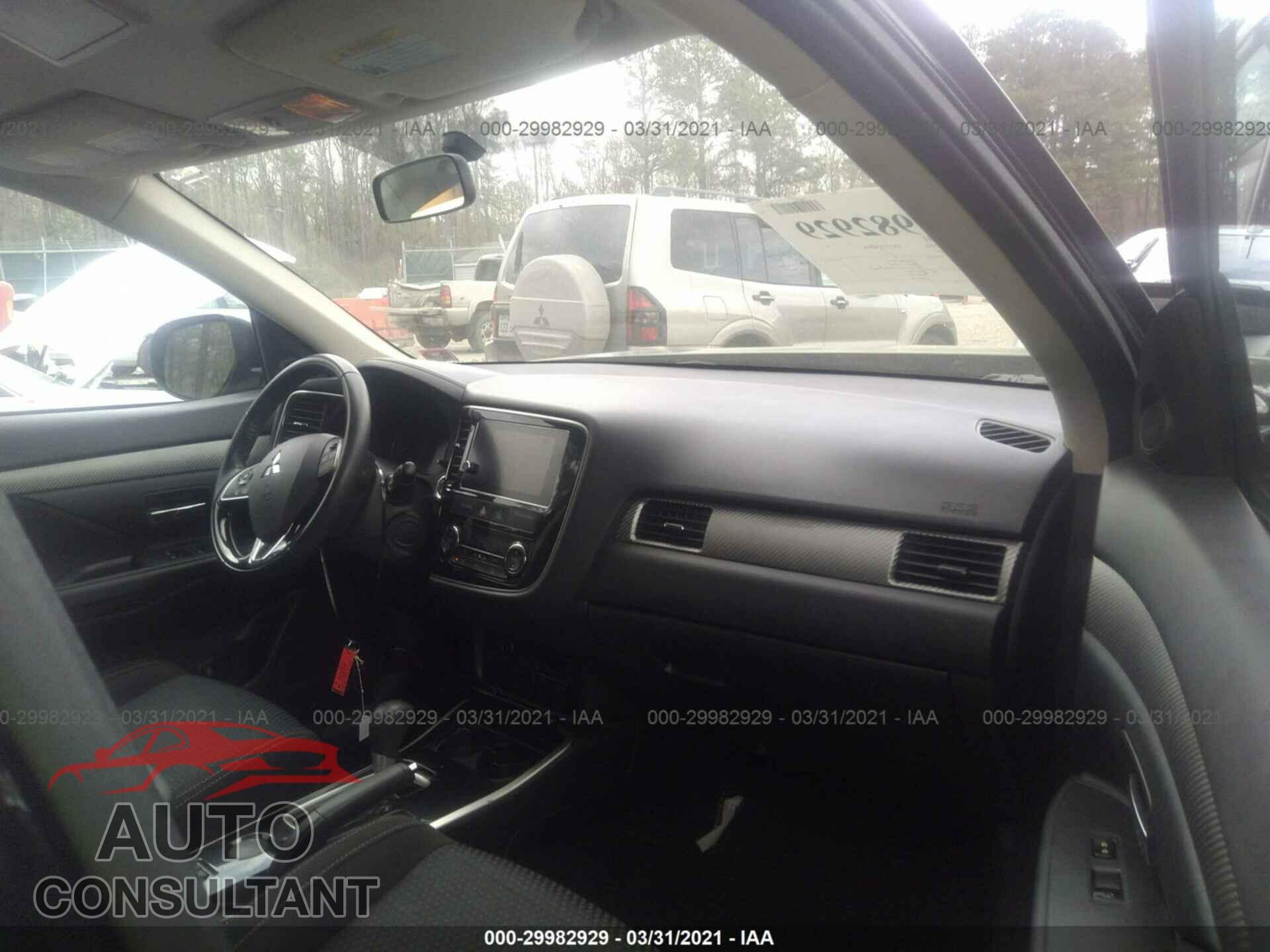 MITSUBISHI OUTLANDER 2017 - JA4AD3A32HZ020545