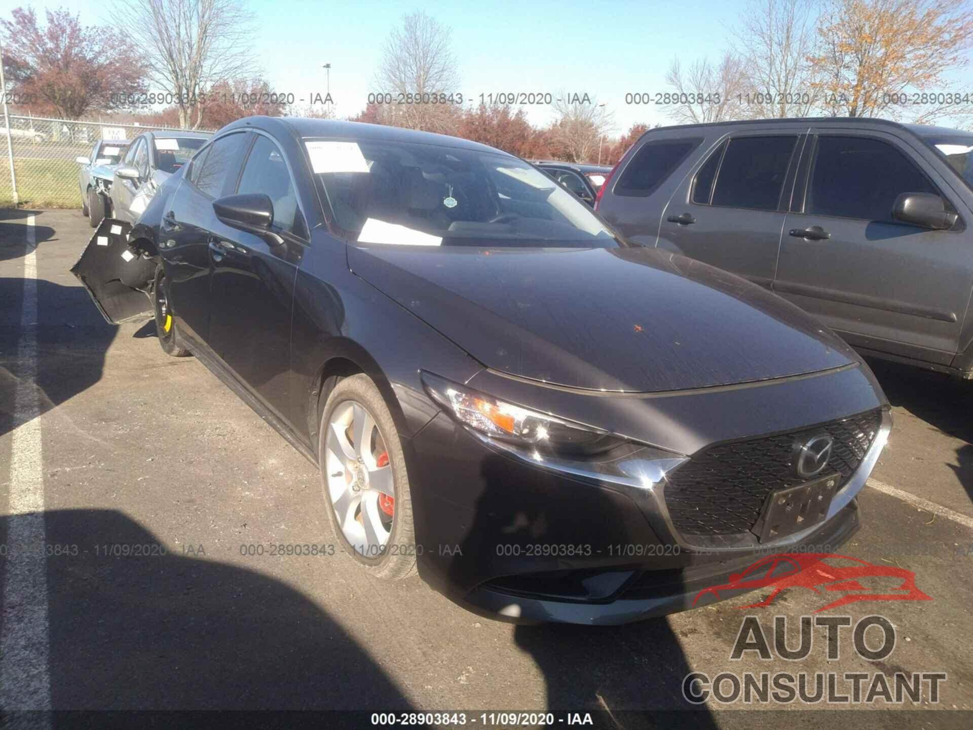 MAZDA MAZDA3 SEDAN 2019 - JM1BPBAM2K1137973