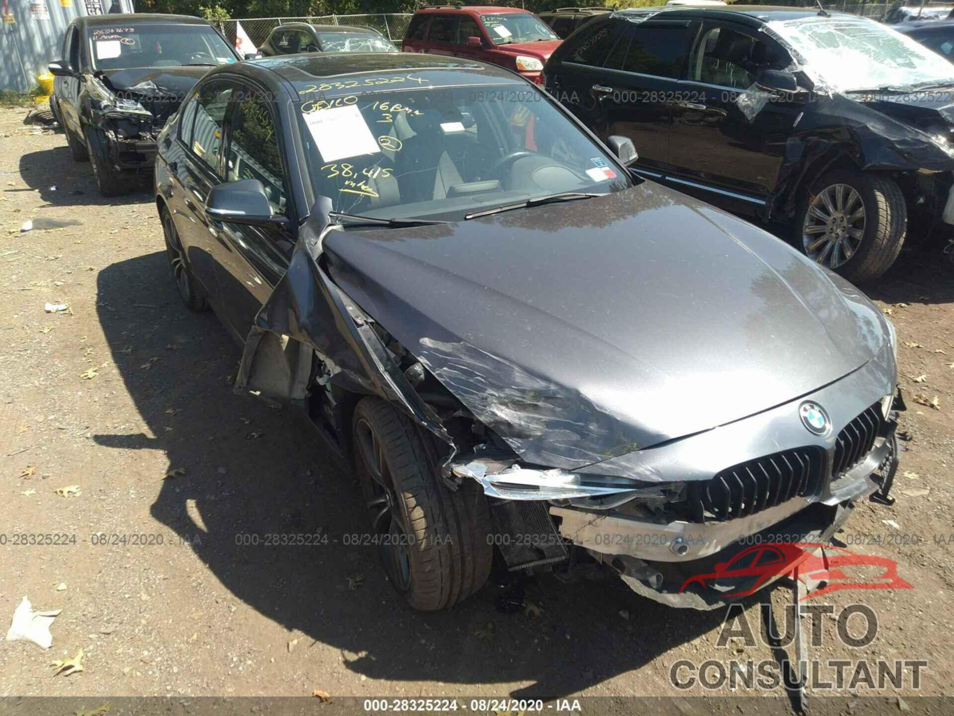 BMW 3 SERIES 2016 - WBA8B7G56GNT14981
