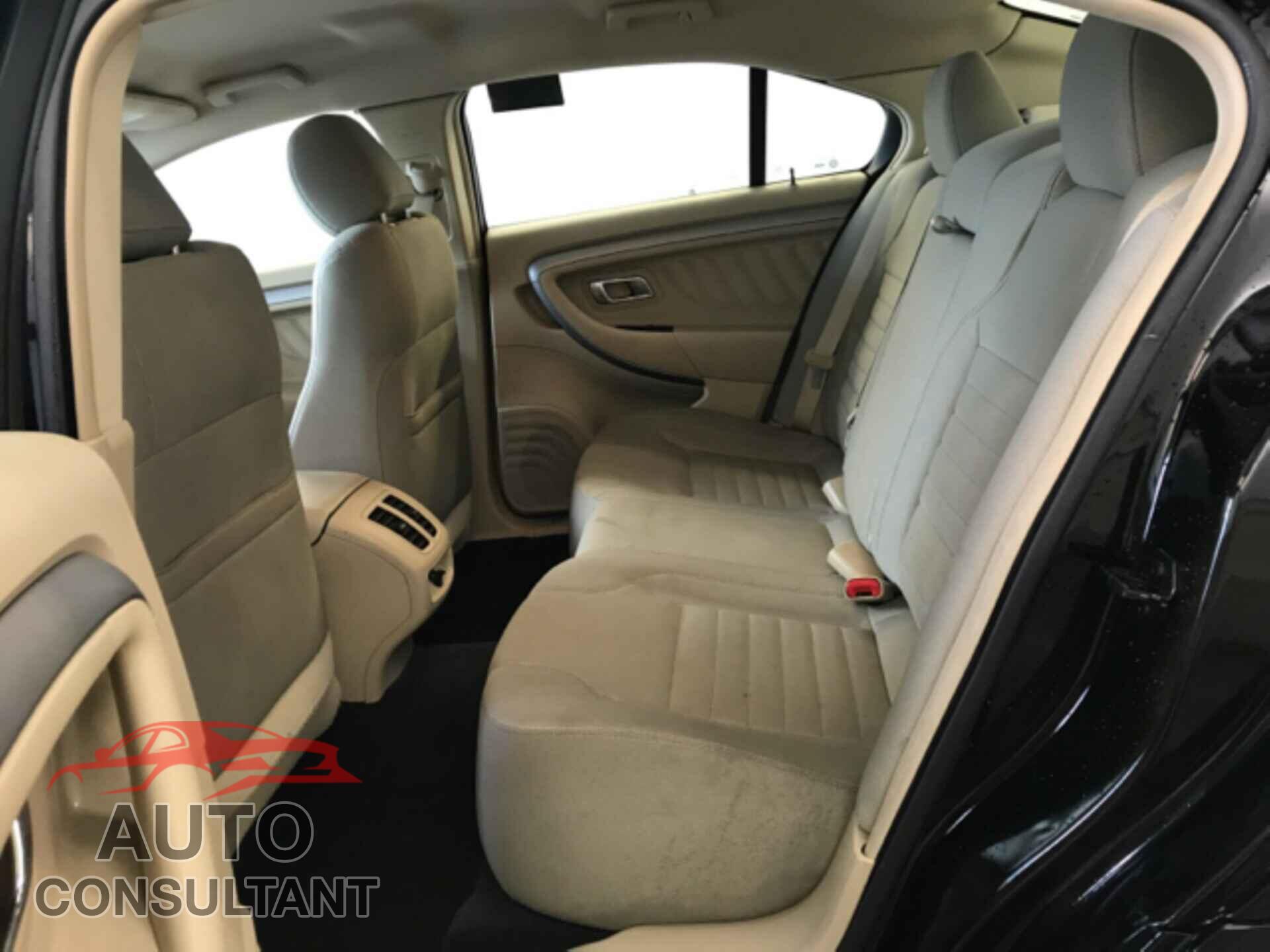 FORD TAURUS 2017 - 1FAHP2D84HG109919